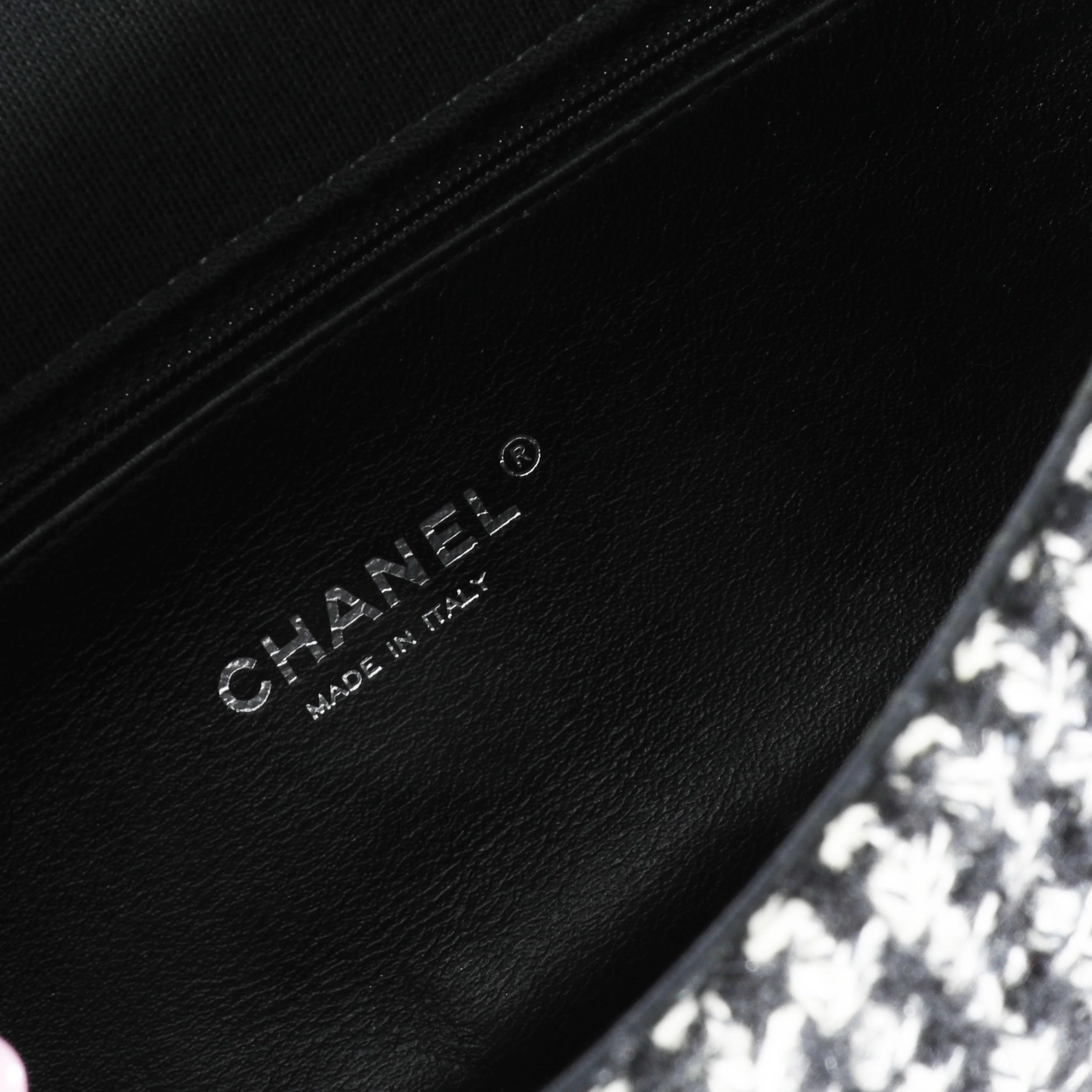 Chanel Black & White Jersey and Houndstooth Boucle Single Flap Bag - Image 9