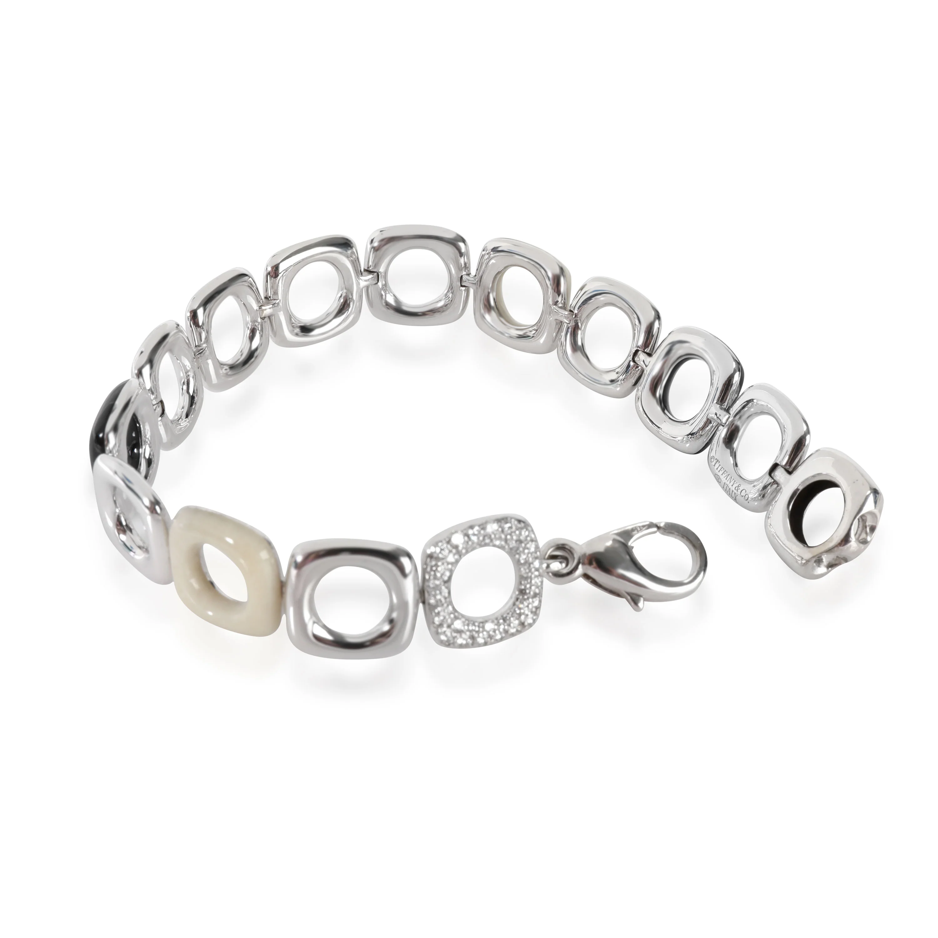 Tiffany & Co. Cushion Link Diamond & Onyx Bracelet in 18K Gold 1 CTW - Image 4