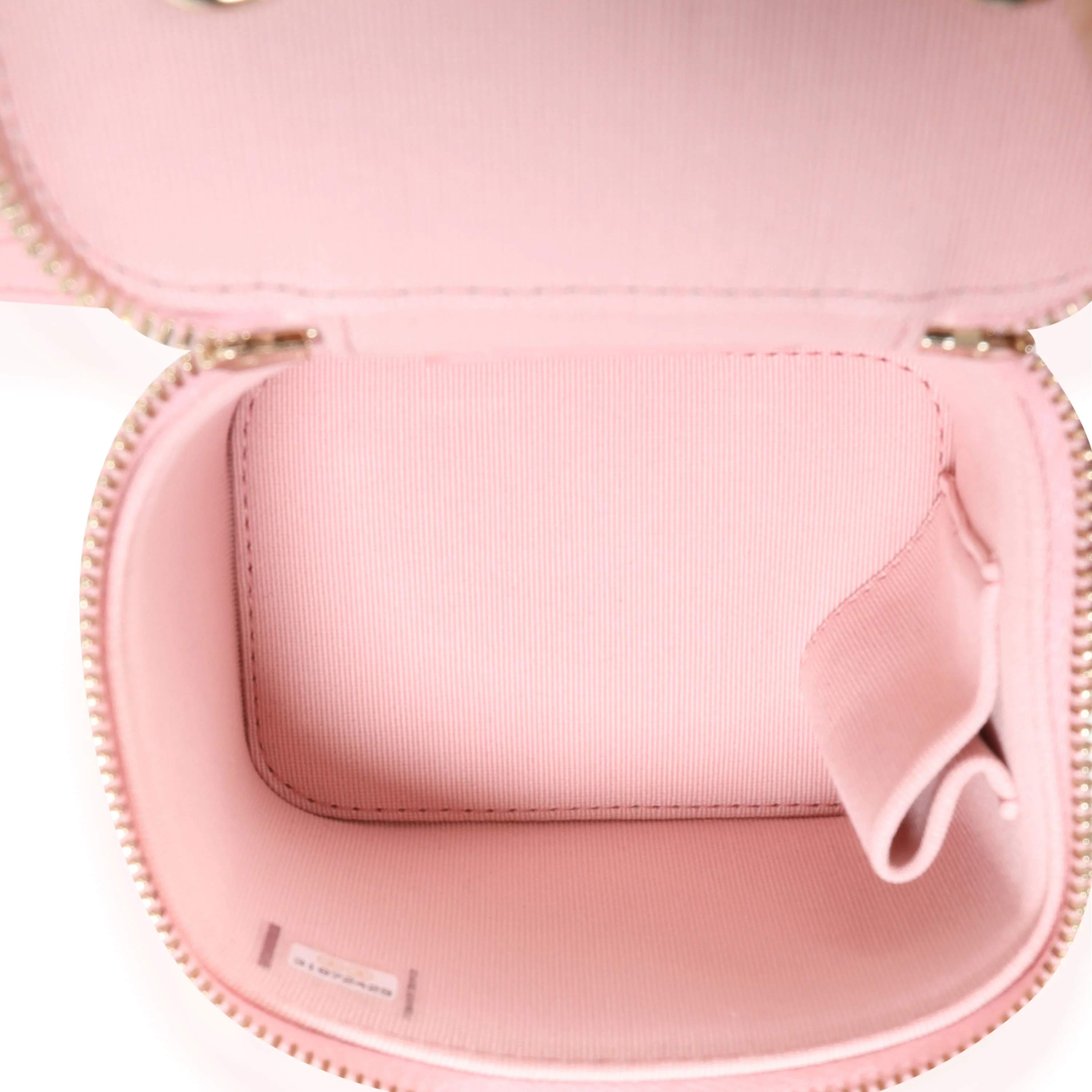 Chanel Pink Quilted Caviar Mini Vanity Case with Chain - Image 8