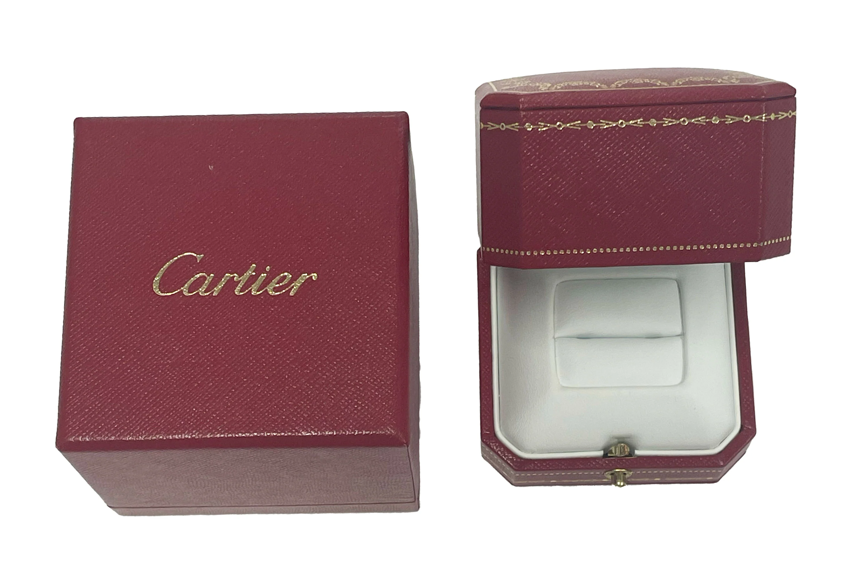 Cartier 1895 Diamond Engagement Ring in Platinum G VS1 0.3 CTW - Image 4