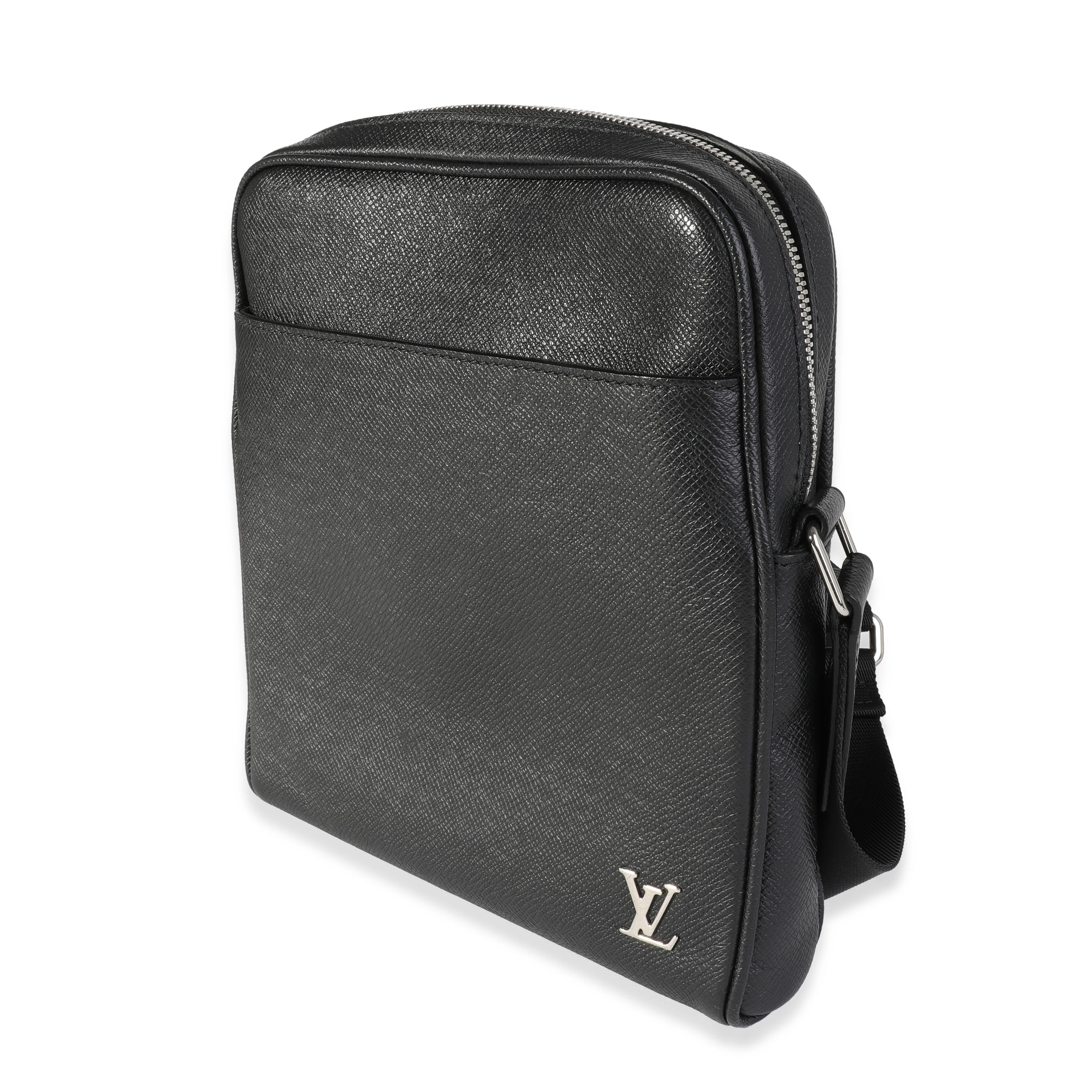Louis Vuitton Black Taiga Leather Alex Messenger BB - Image 2