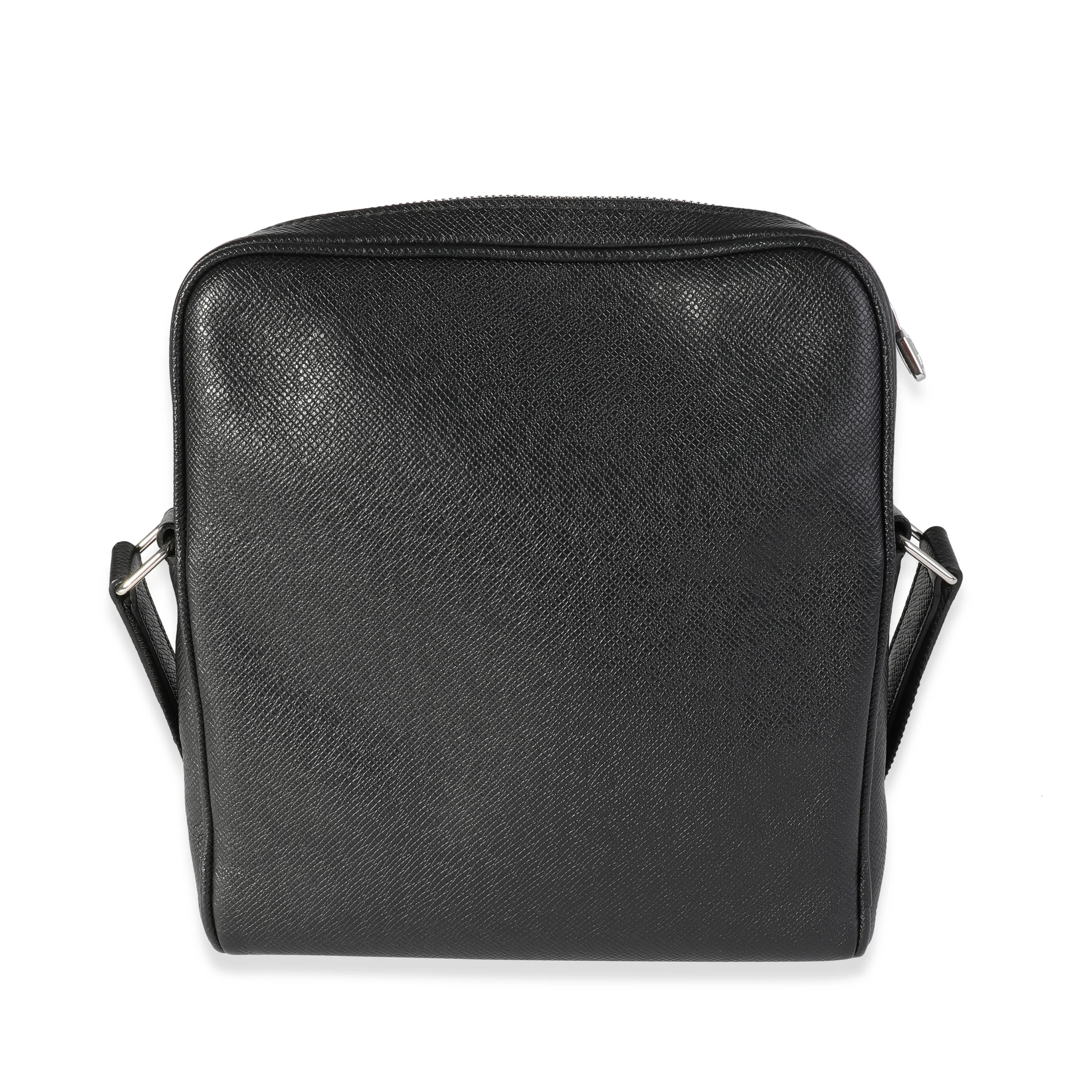 Louis Vuitton Black Taiga Leather Alex Messenger BB - Image 5