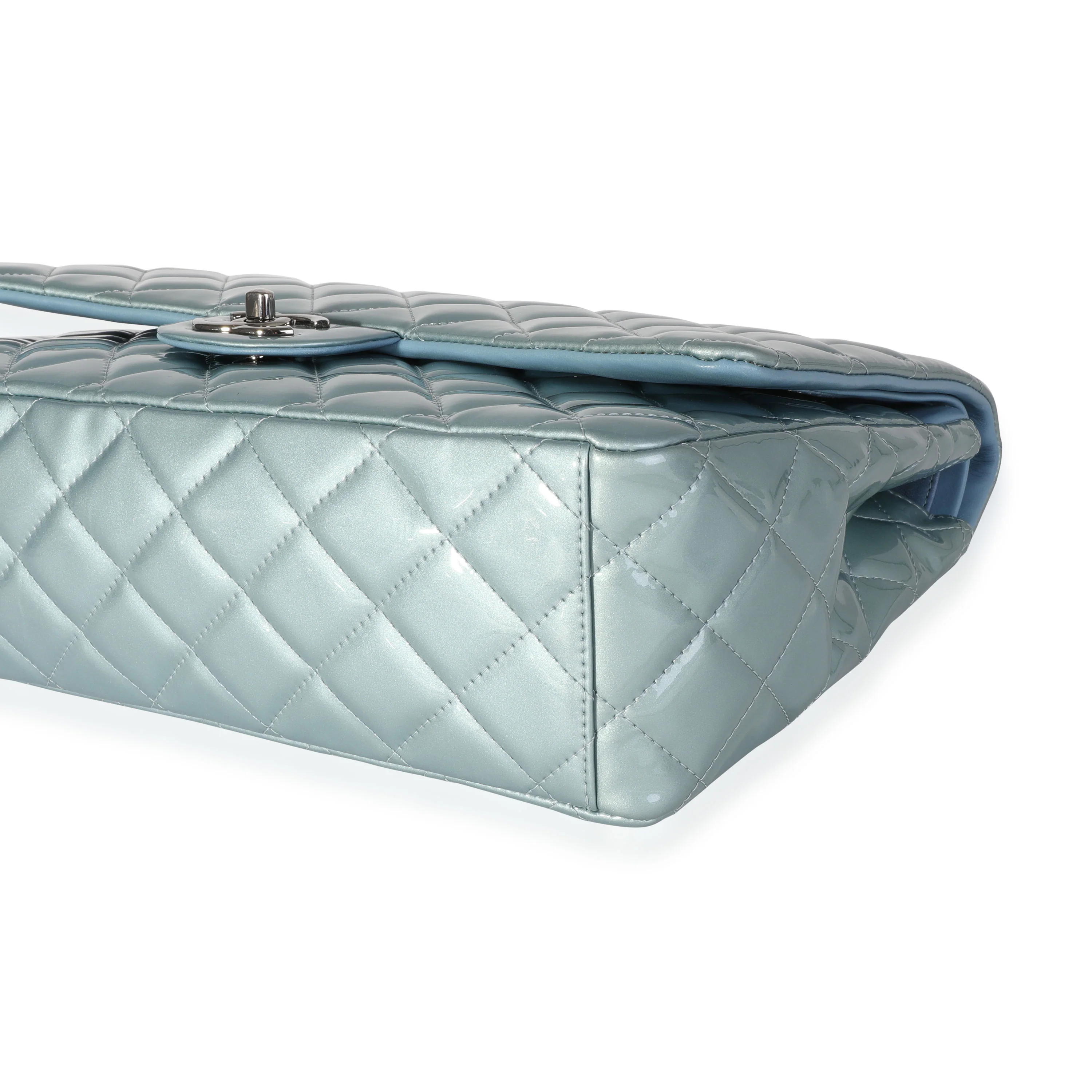 Chanel Light Blue Quilted Patent Leather Maxi Classic Double Flap - Image 7