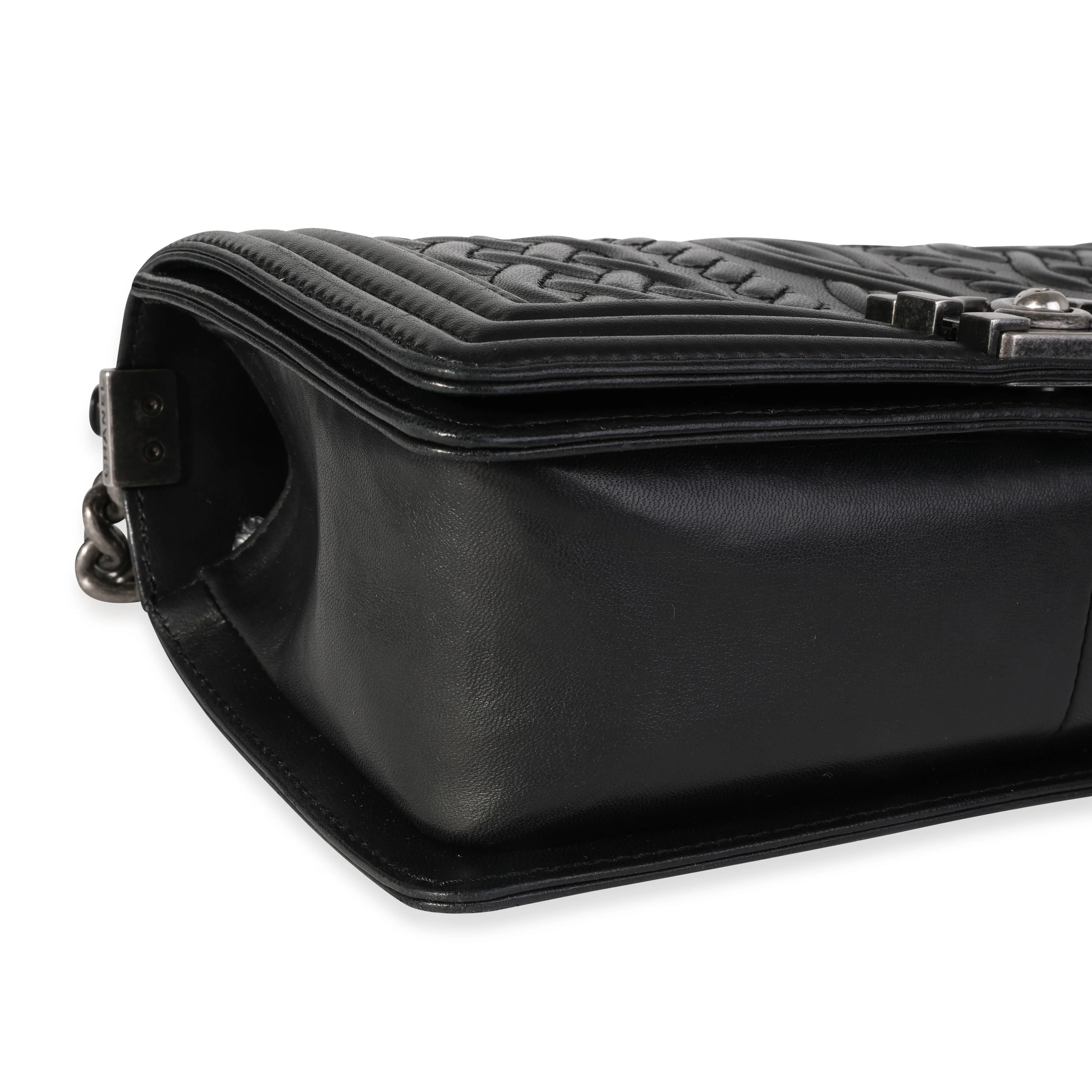 Chanel Black Chain-Quilted Lambskin Old Medium Boy Bag - Image 6
