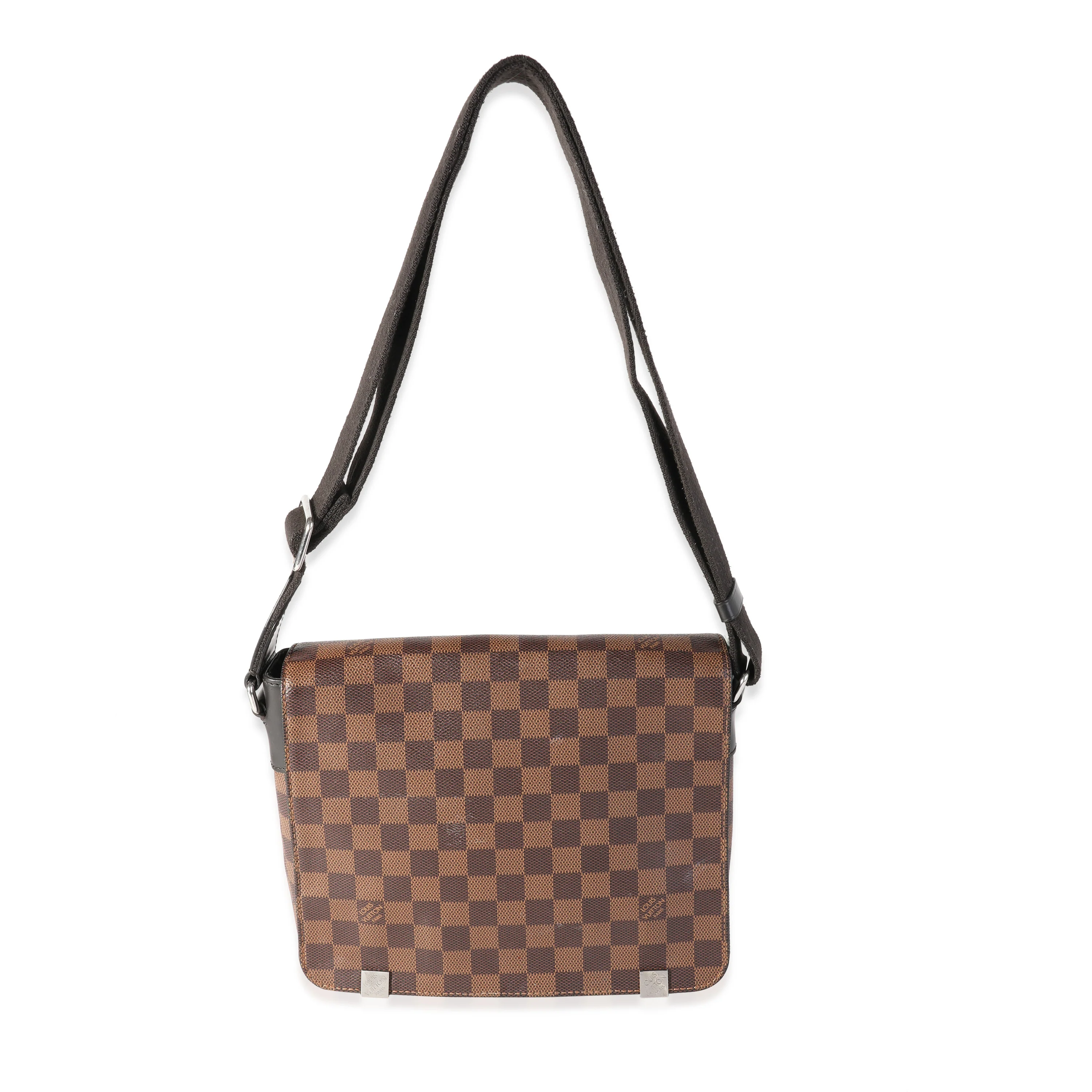 Louis Vuitton Damier Ebene Canvas District PM - Image 4