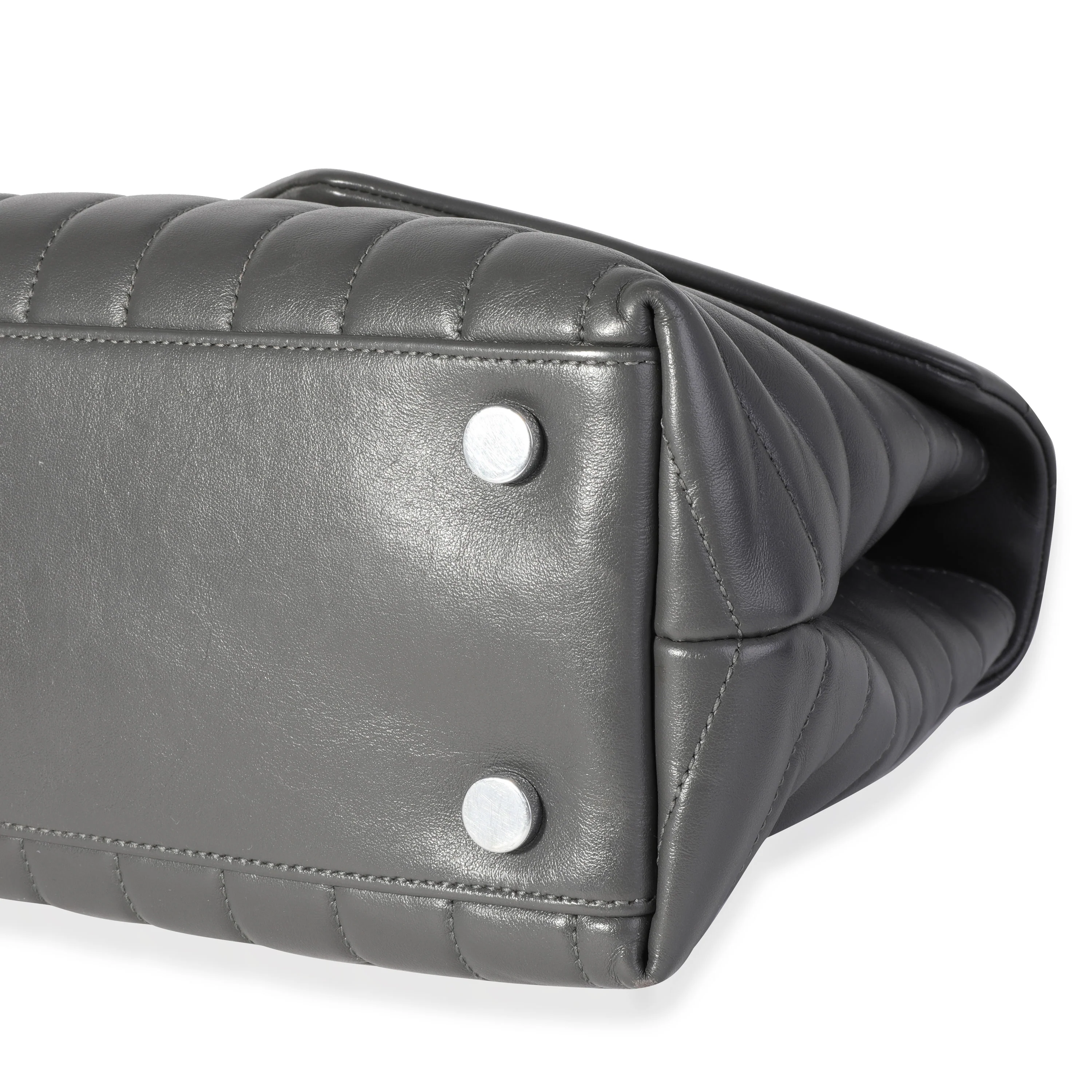 Saint Laurent Grey Matelassé Calfskin Top Handle Loulou Bag - Image 6
