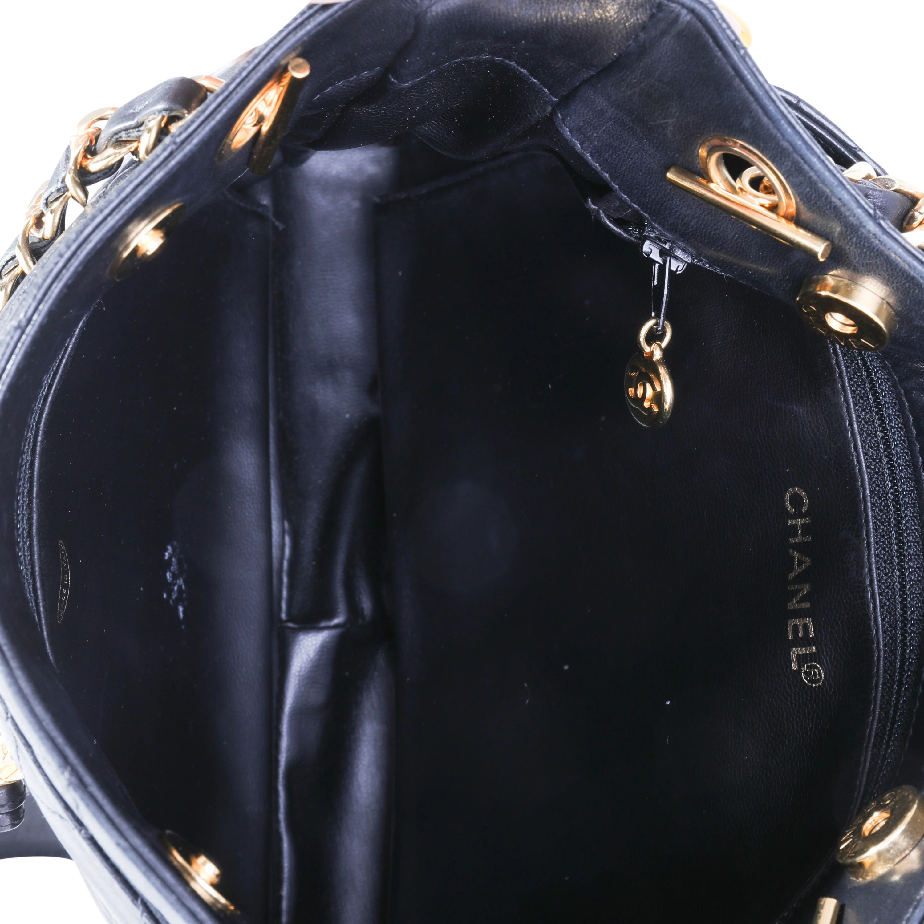 Chanel Vintage Black Quilted Lambskin Shoulder Bag - Image 6