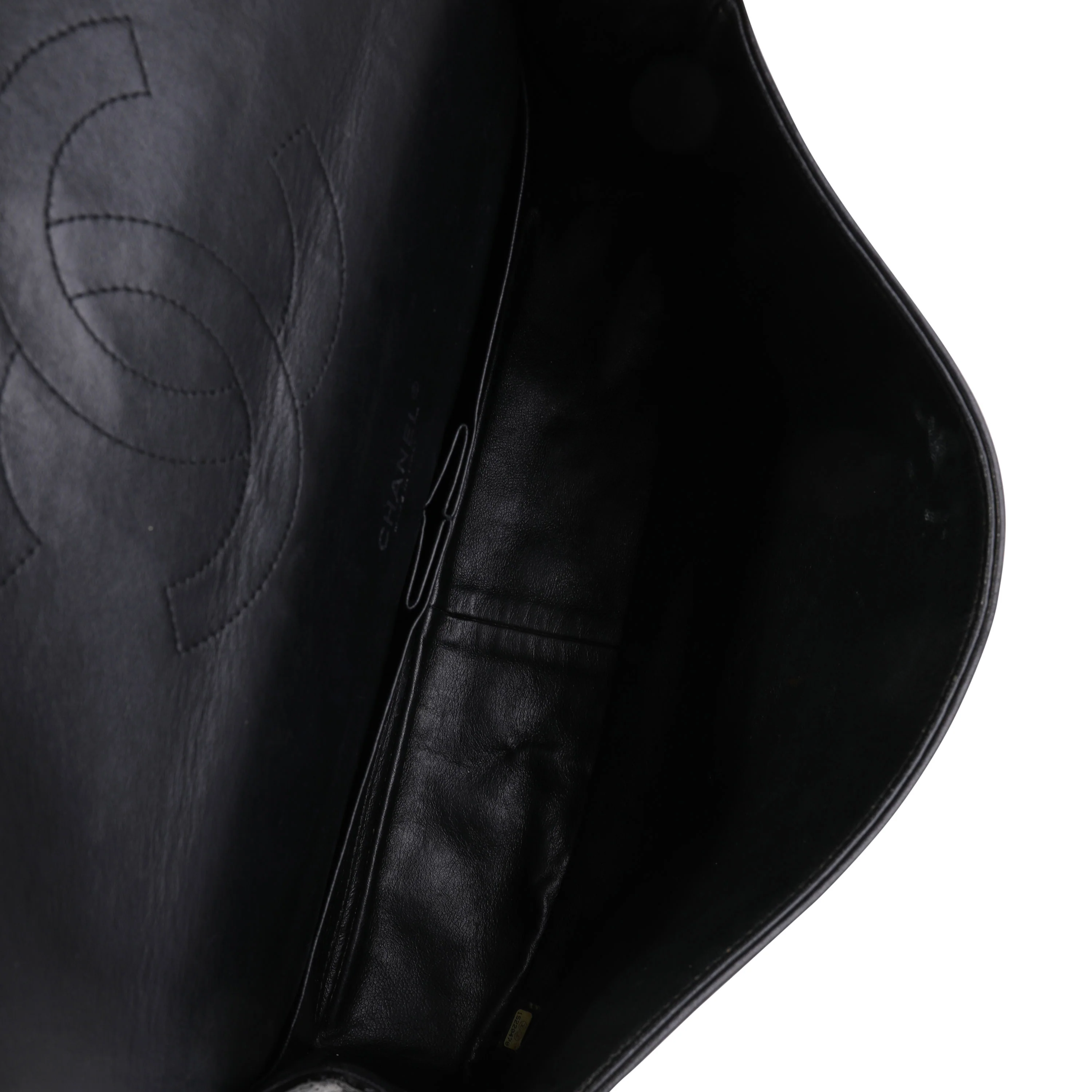 Black Quilted Patent Leather Maxi Classic Double Flap Bag - Image 8