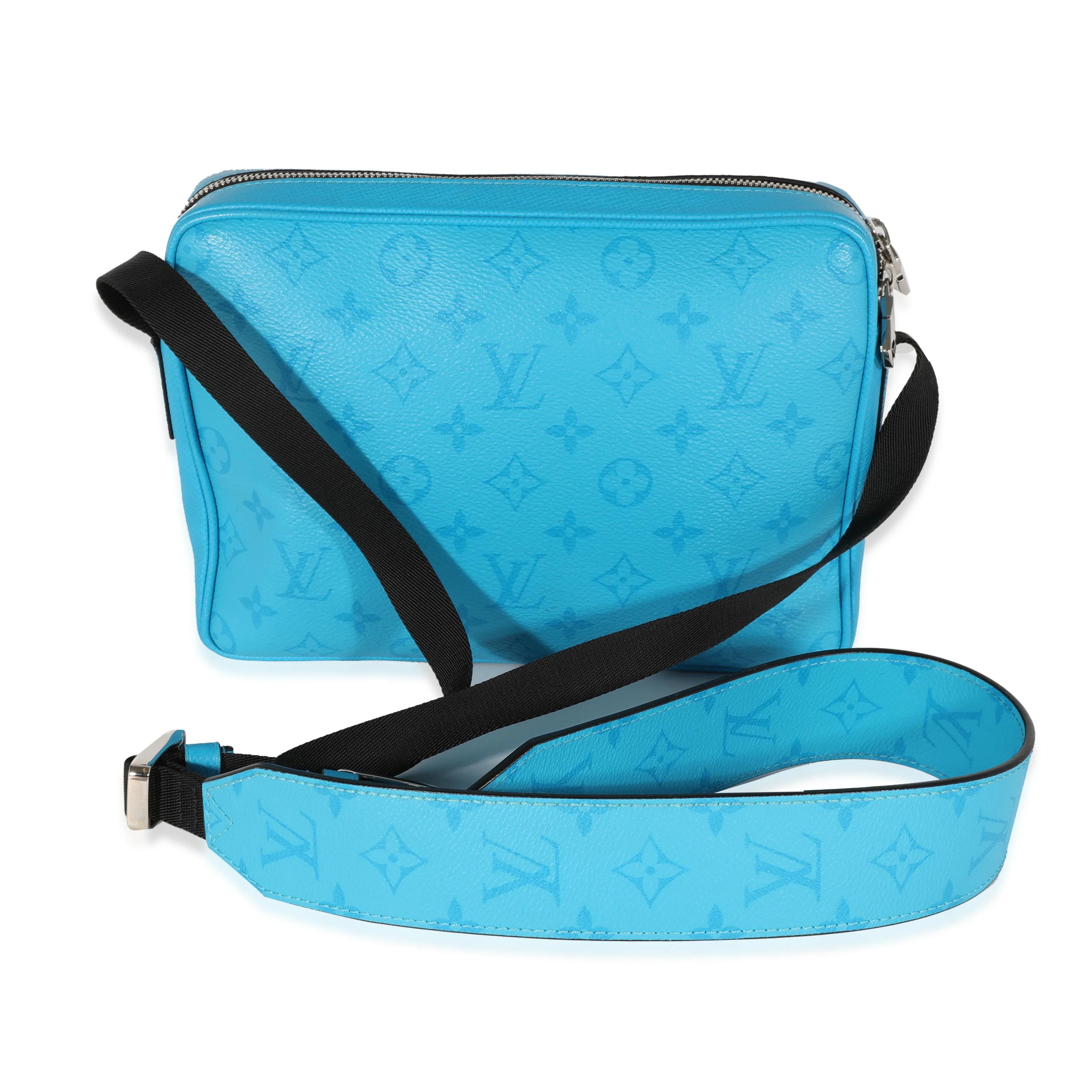 Louis Vuitton Light Blue Taiga & Monogram Canvas Outdoor Messenger - Image 5