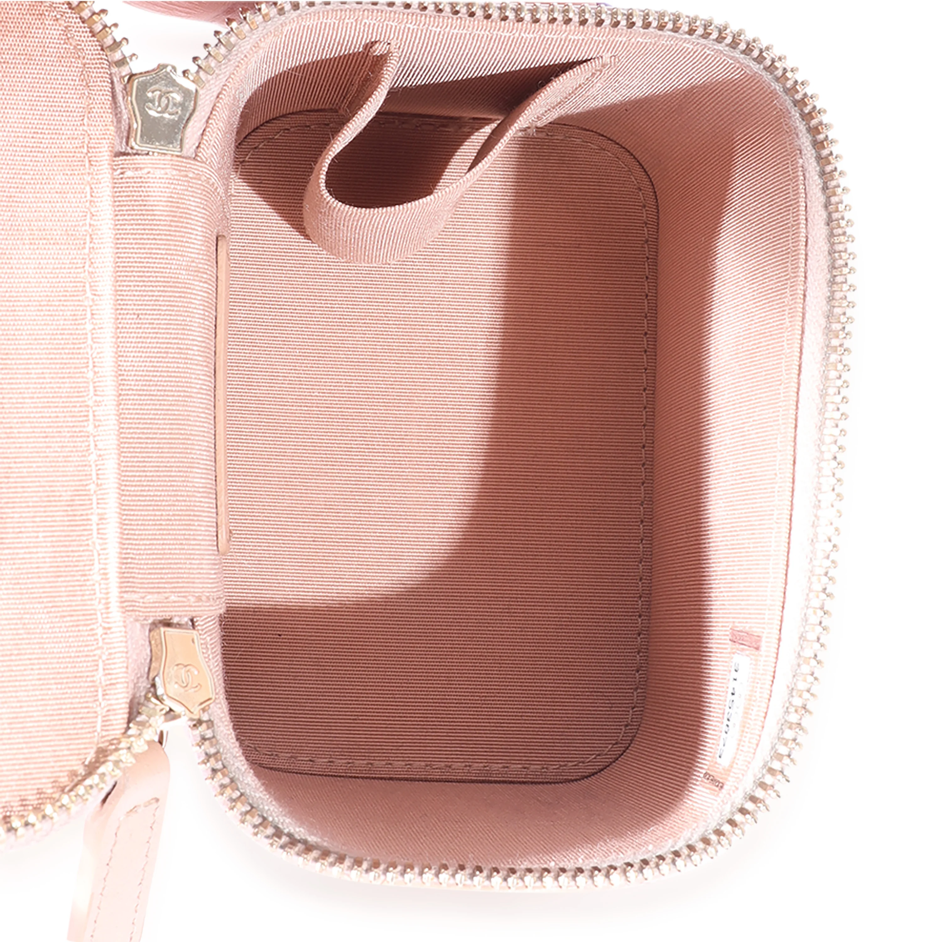 Chanel Pink Quilted Lambskin Pearl Crush Mini Vanity Case - Image 8
