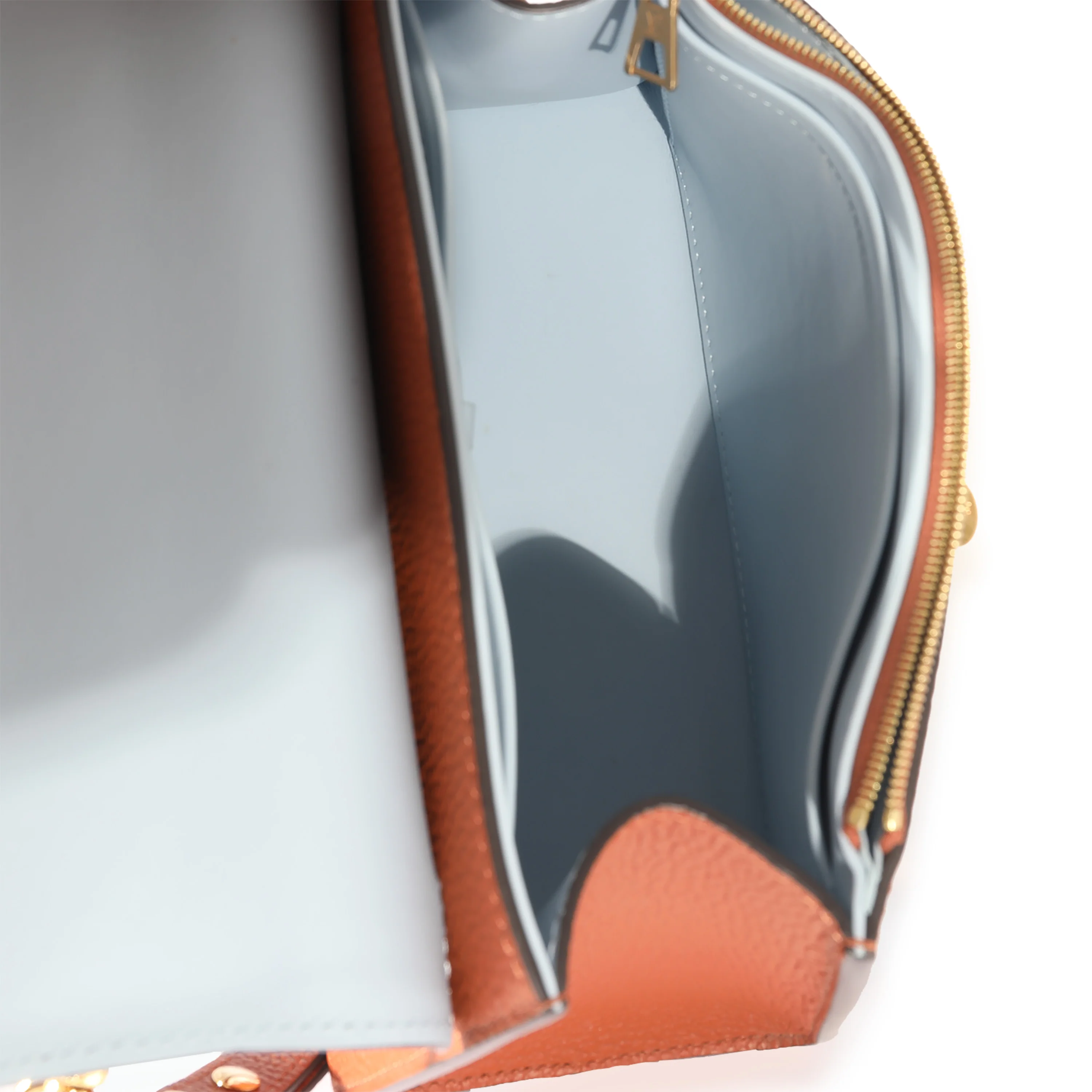 Louis Vuitton Caramel Taurillon Twist One Handle PM - Image 8