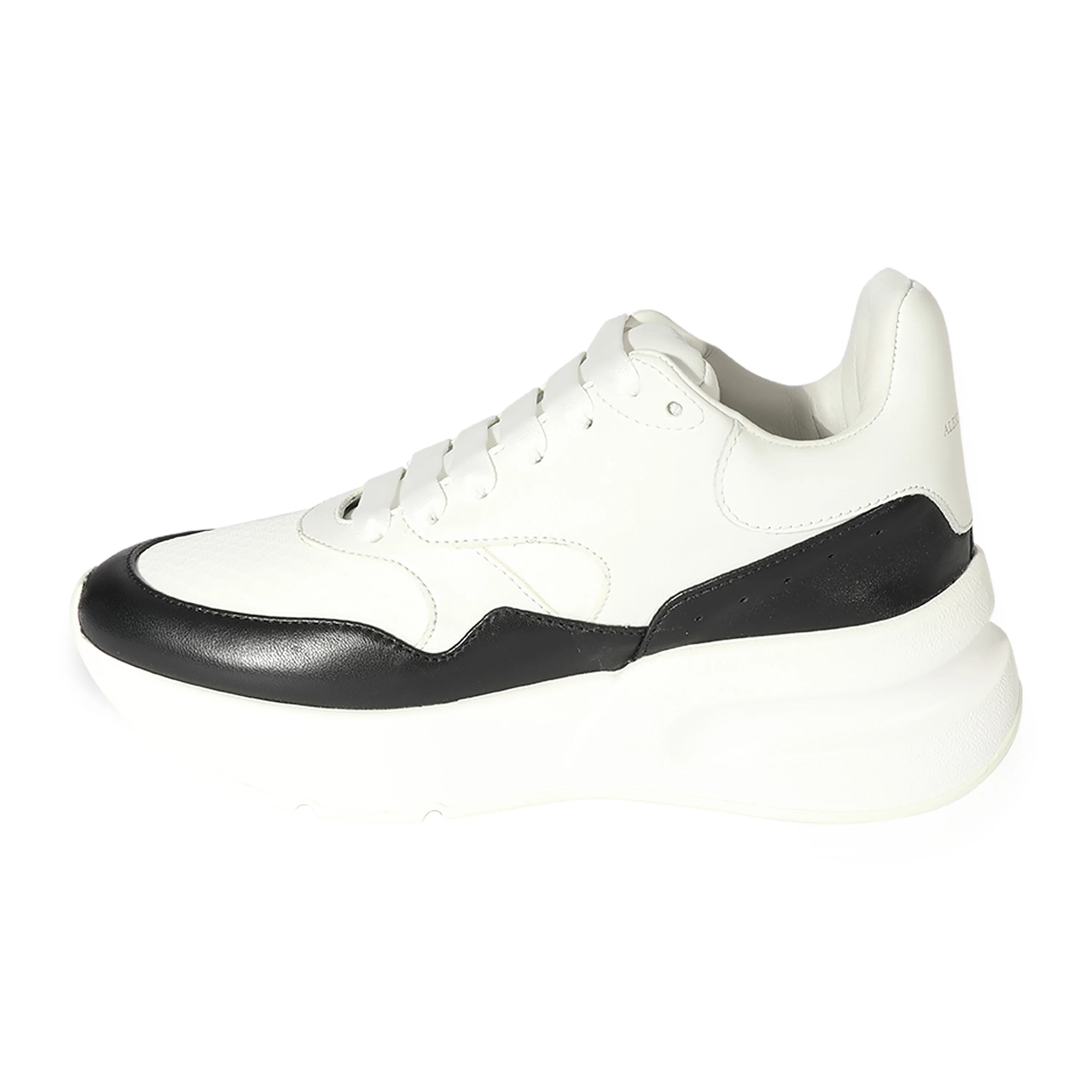 Oversized Runner White Black