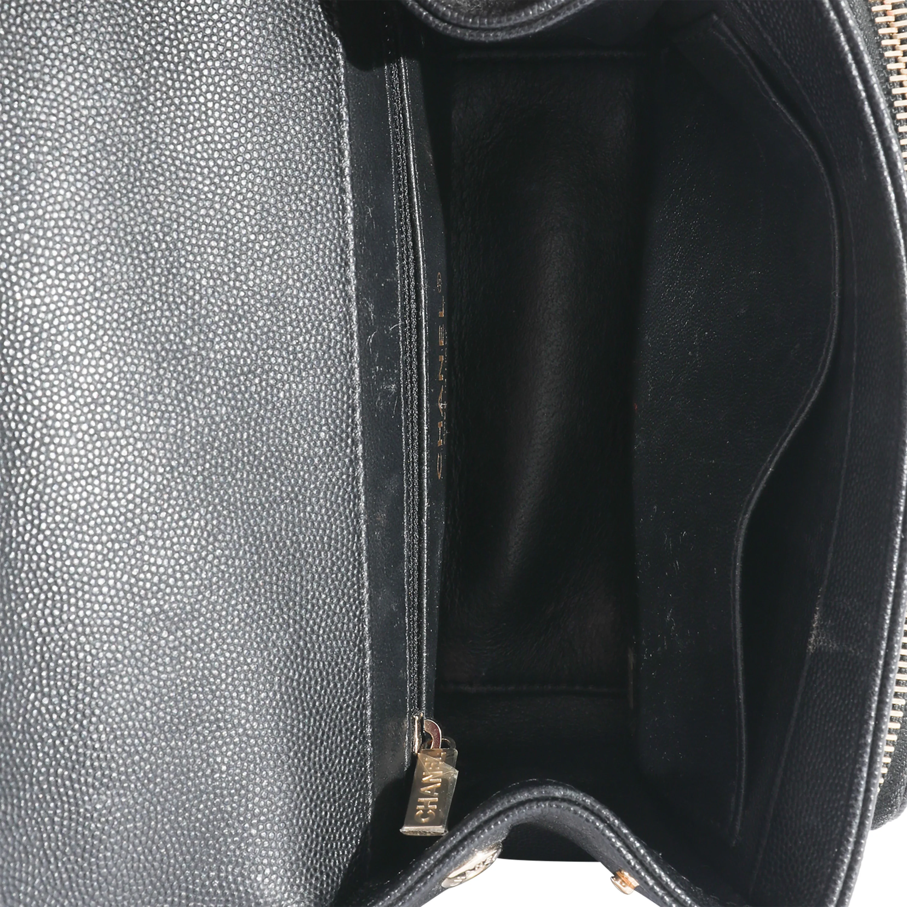 Chanel Black Caviar Small Business Affinity Flap - Image 8