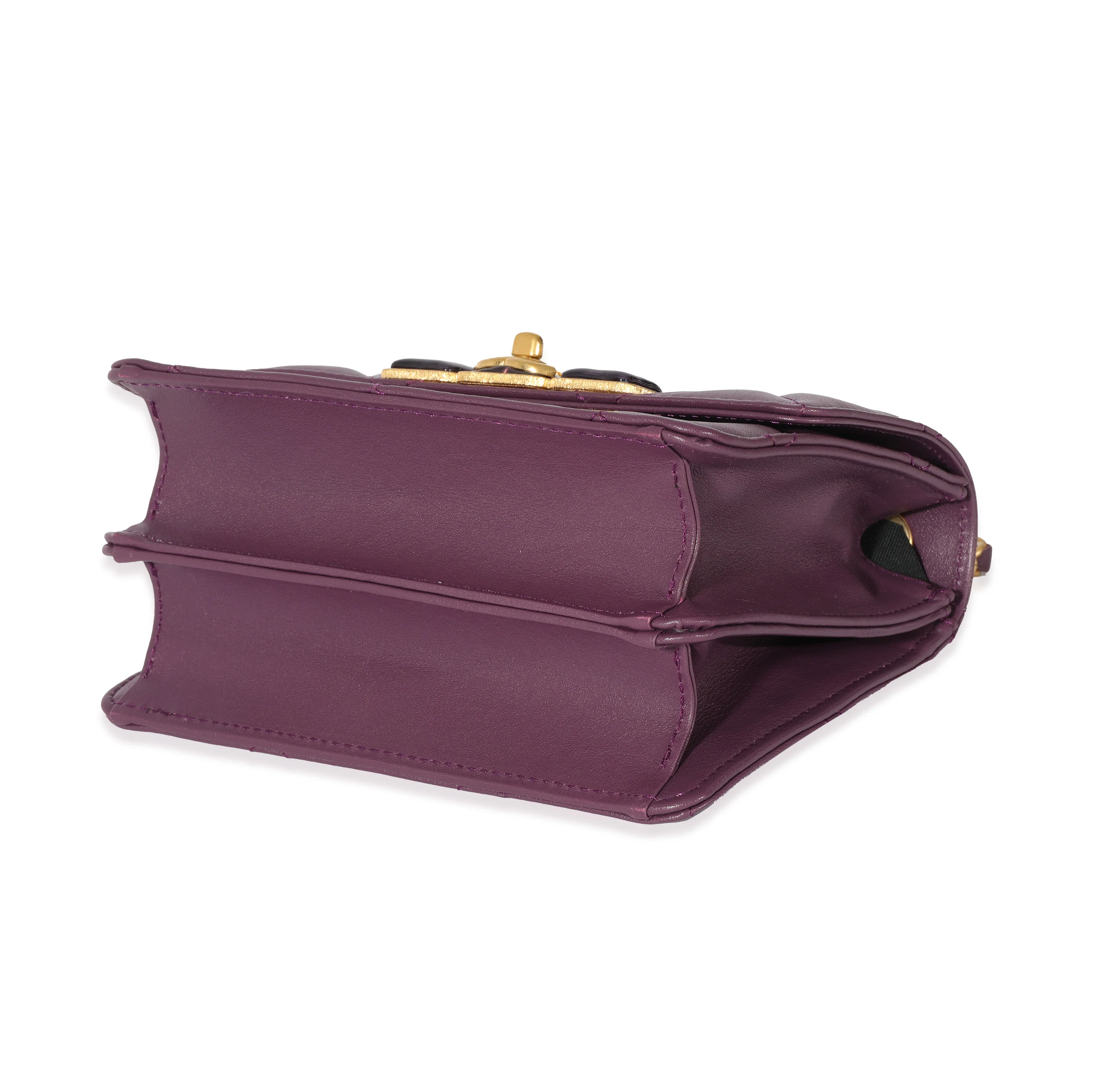 Chanel 22A Purple Matelasse Calfskin Resin Flap Bag - Image 7