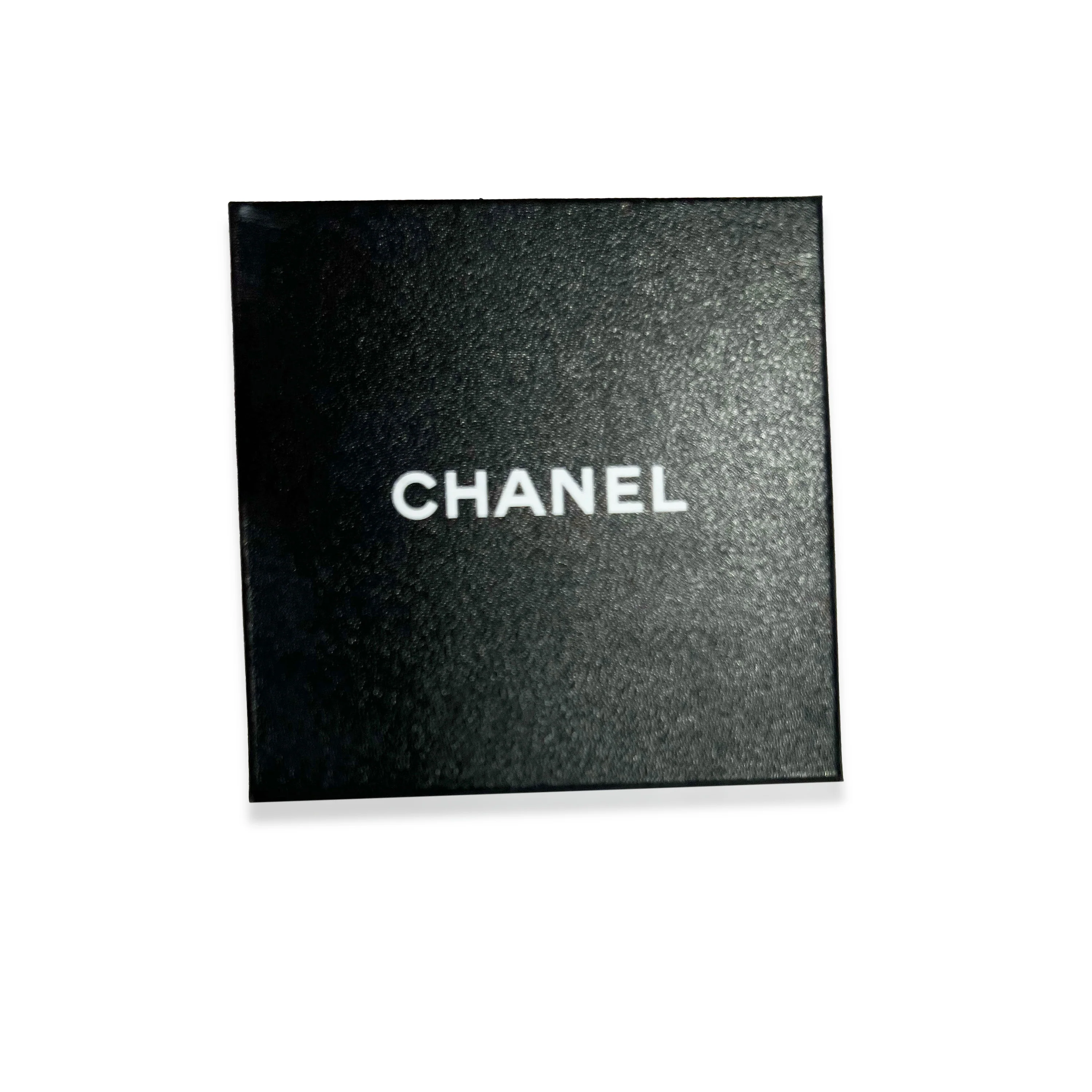 Chanel CC Strass & Black Resin 2 Wide Clamper Cuff, Magnetic Clasp - Image 5