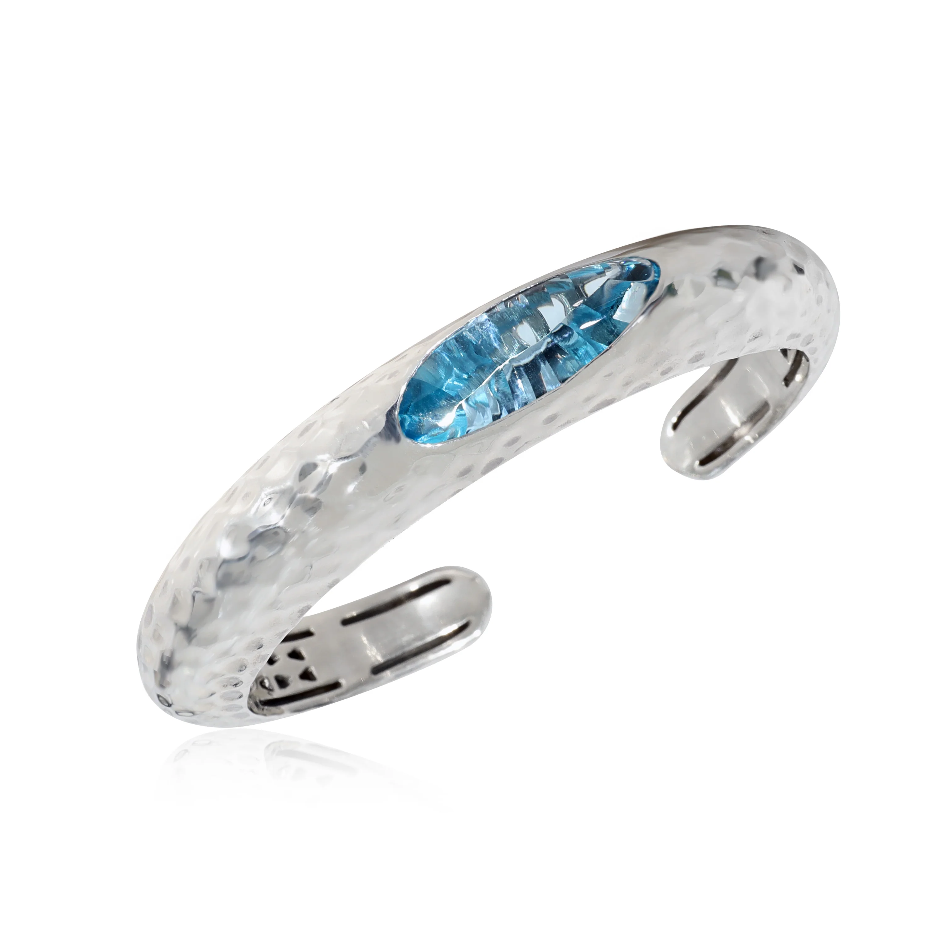 Roberto Coin Blue Topaz Hammered Cuff Bracelet in Sterling Silver - Image 3