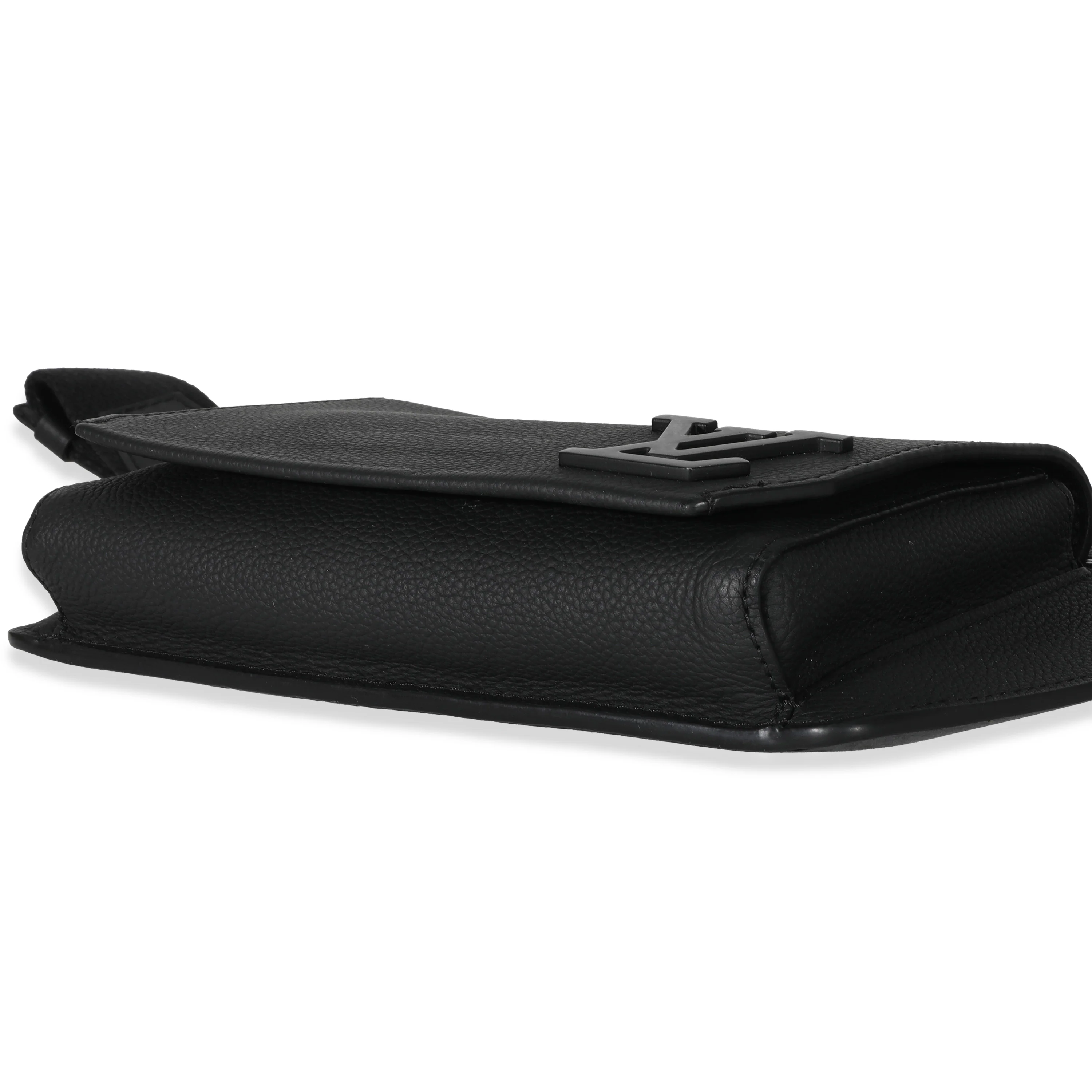 Louis Vuitton Black Leather Aerogram Sling Bag - Image 7