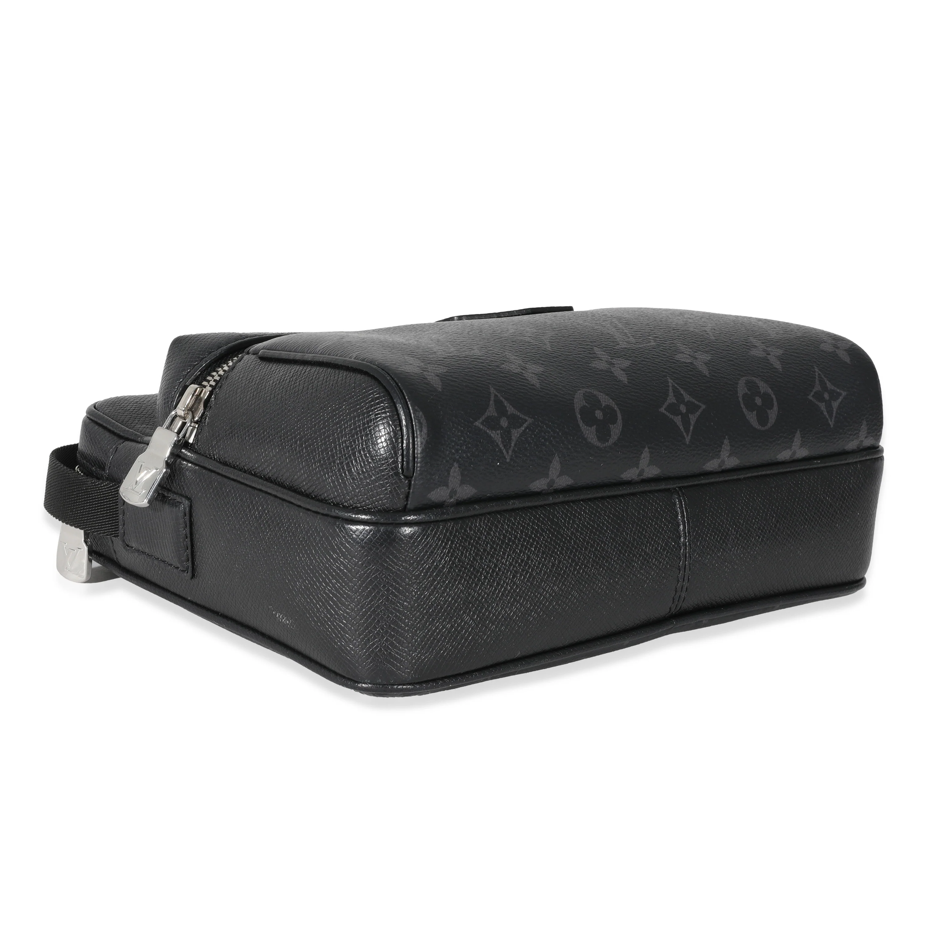 Louis Vuitton Black Taiga Monogram Eclipse Canvas Outdoor Messenger - Image 6