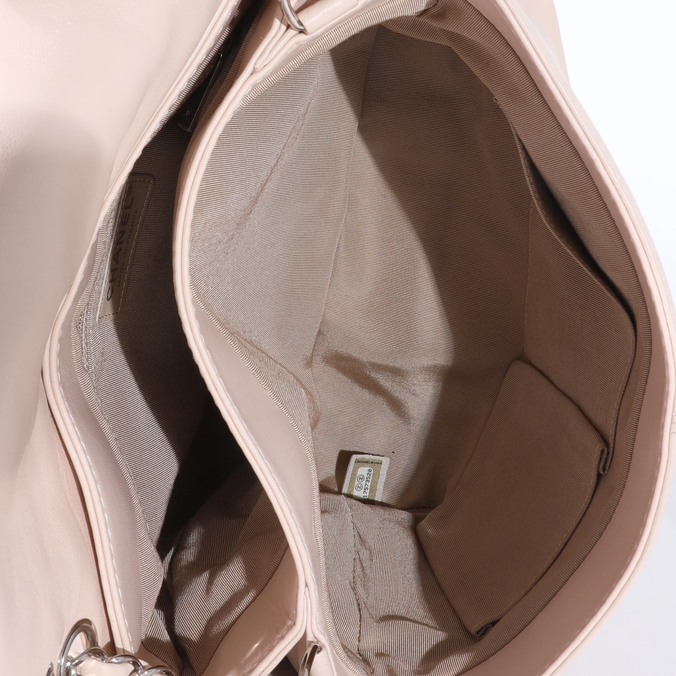 Chanel Cream Lambskin Trianon Messenger Bag - Image 8