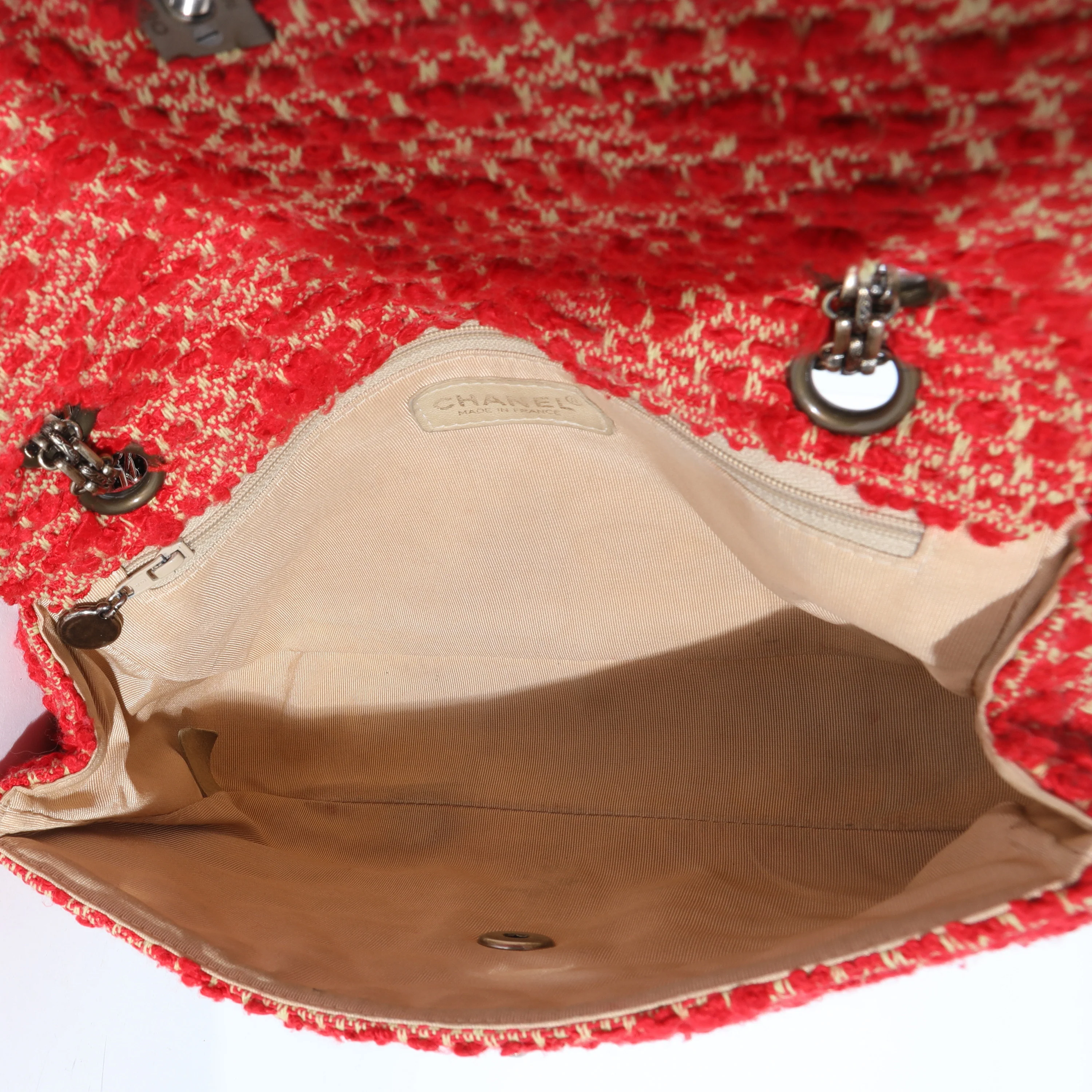 Chanel Vintage Red Tweed Medium Classic Flap - Image 8