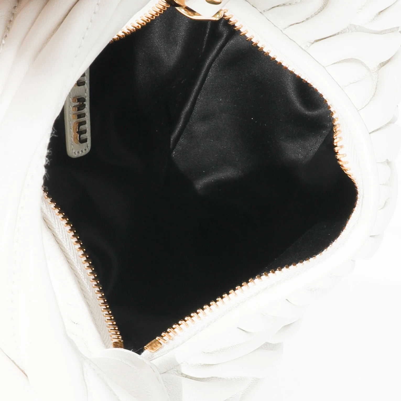 Miu Miu White Nappa Matelassé Mini Wander Hobo - Image 8