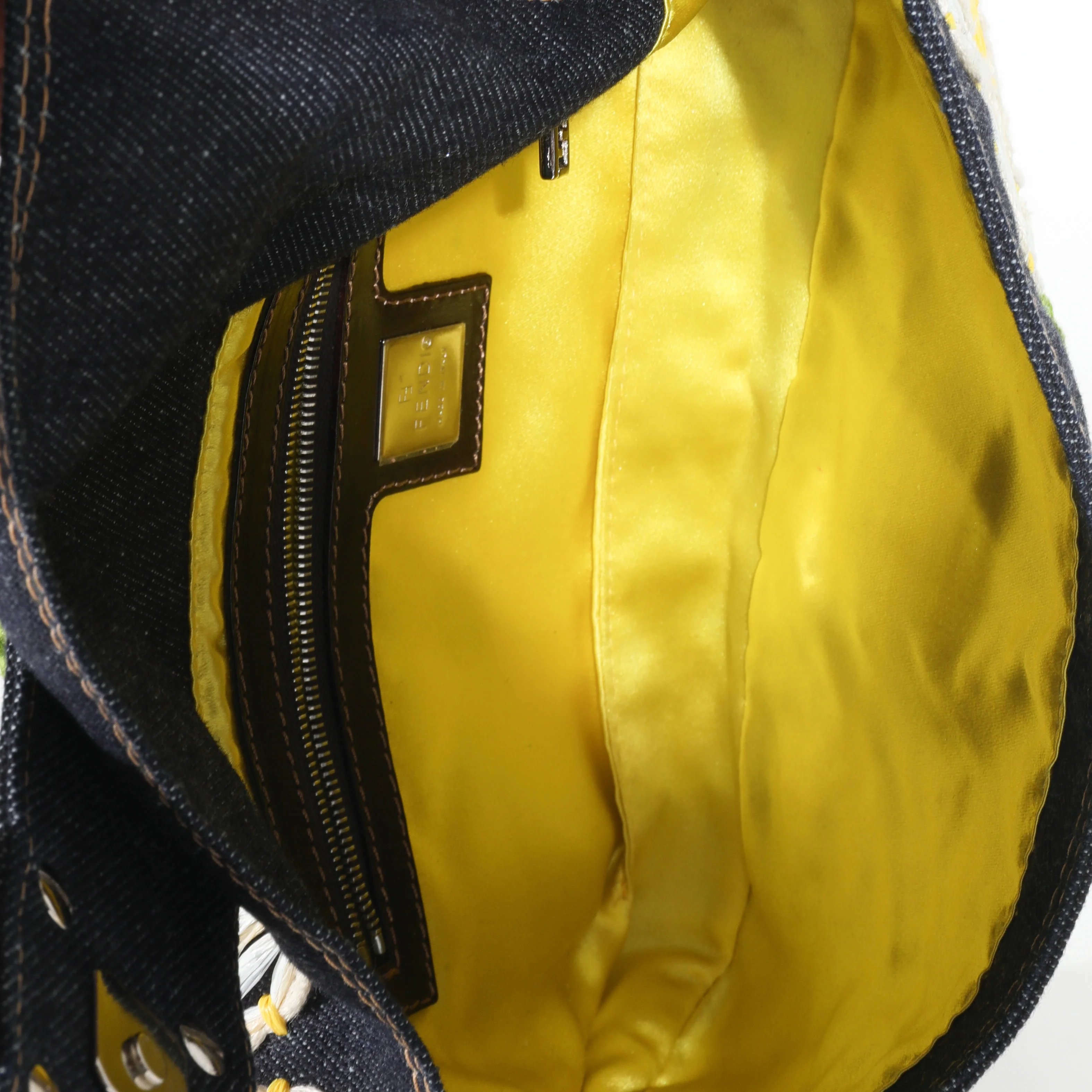 Fendi Navy Denim Yellow Flower Raffia Embroidered Baguette Bag - Image 6
