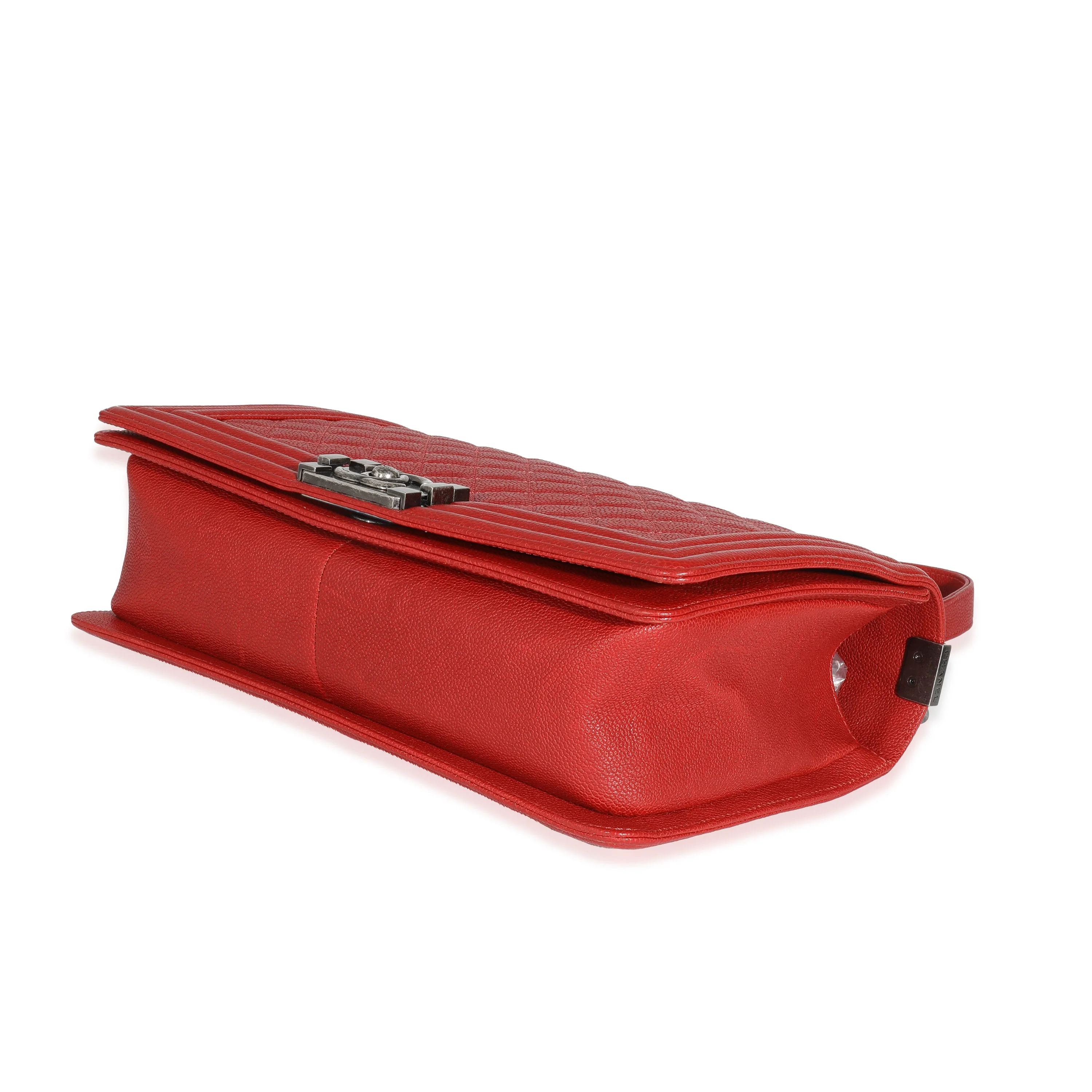 Chanel 16A Red Quilted Caviar New Medium Boy Bag - Image 7