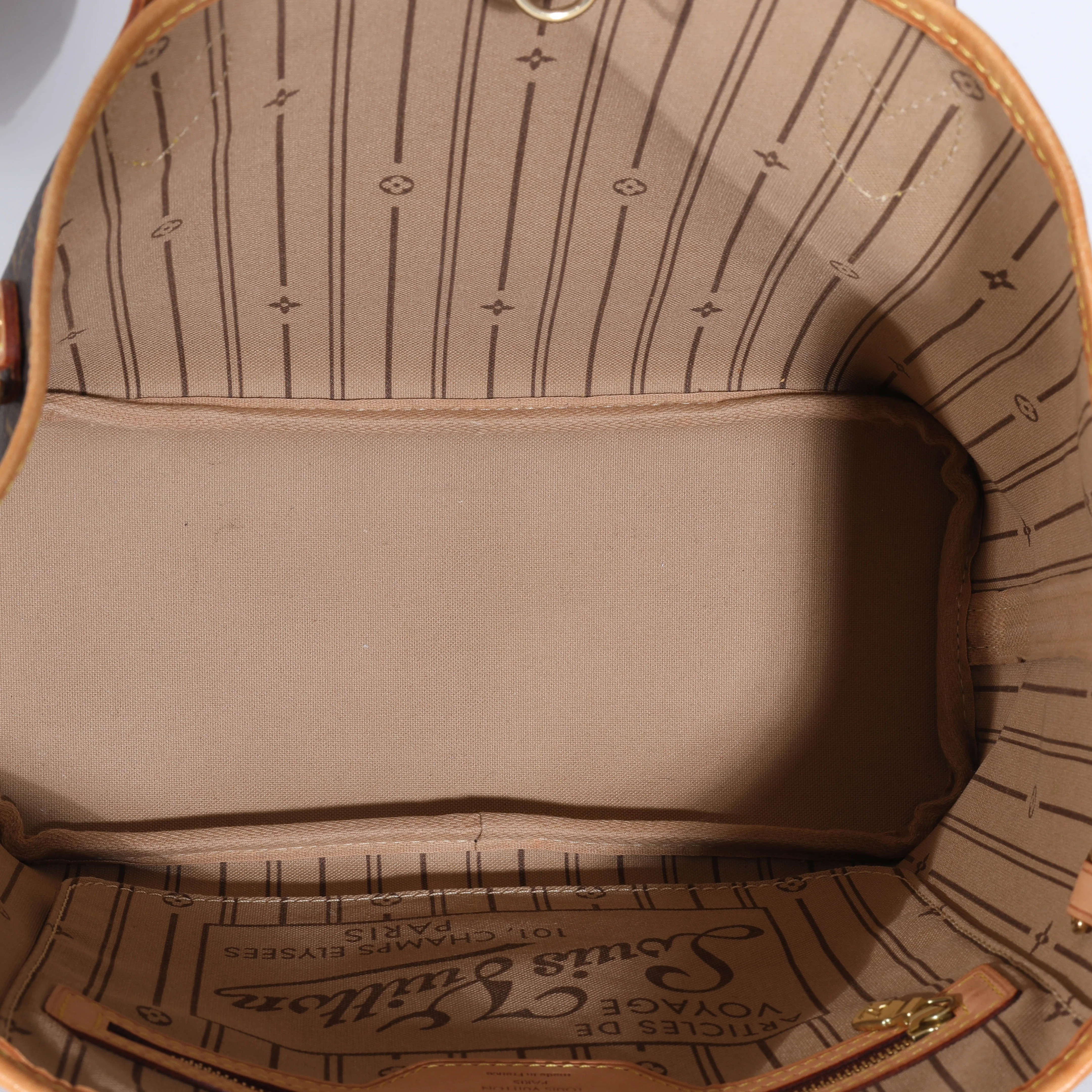 Louis Vuitton Monogram Canvas Neverfull PM - Image 7