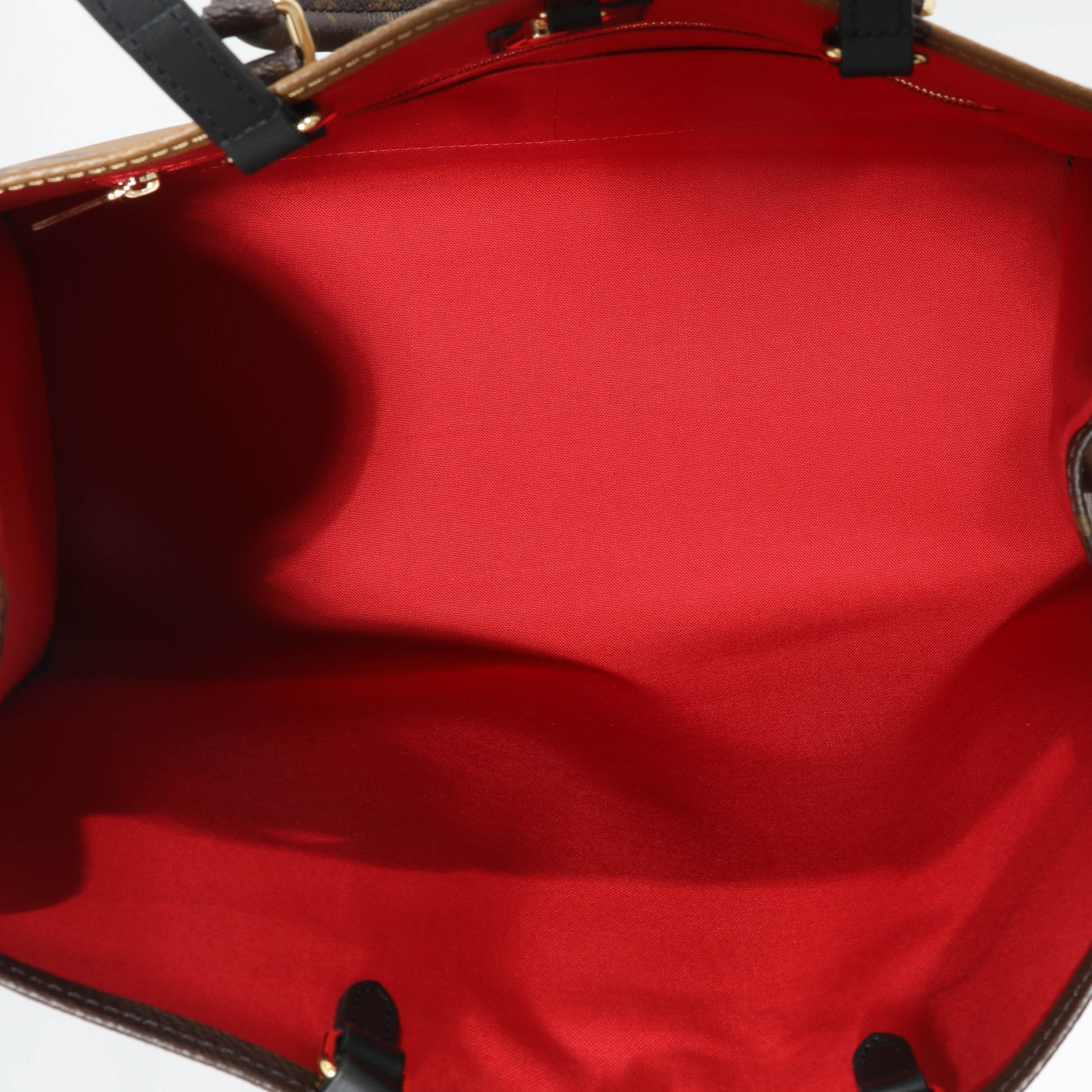 Louis Vuitton Giant Monogram Reverse Onthego GM - Image 8