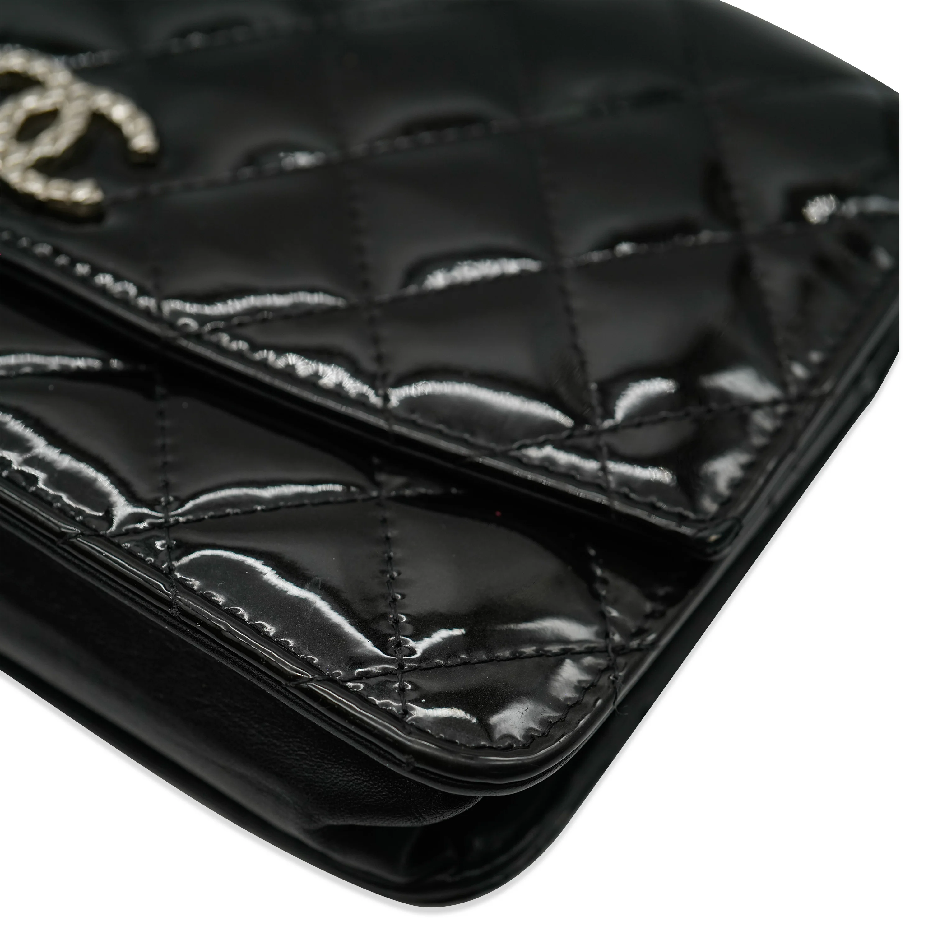 Chanel Black Patent Brilliant Wallet On Chain - Image 10