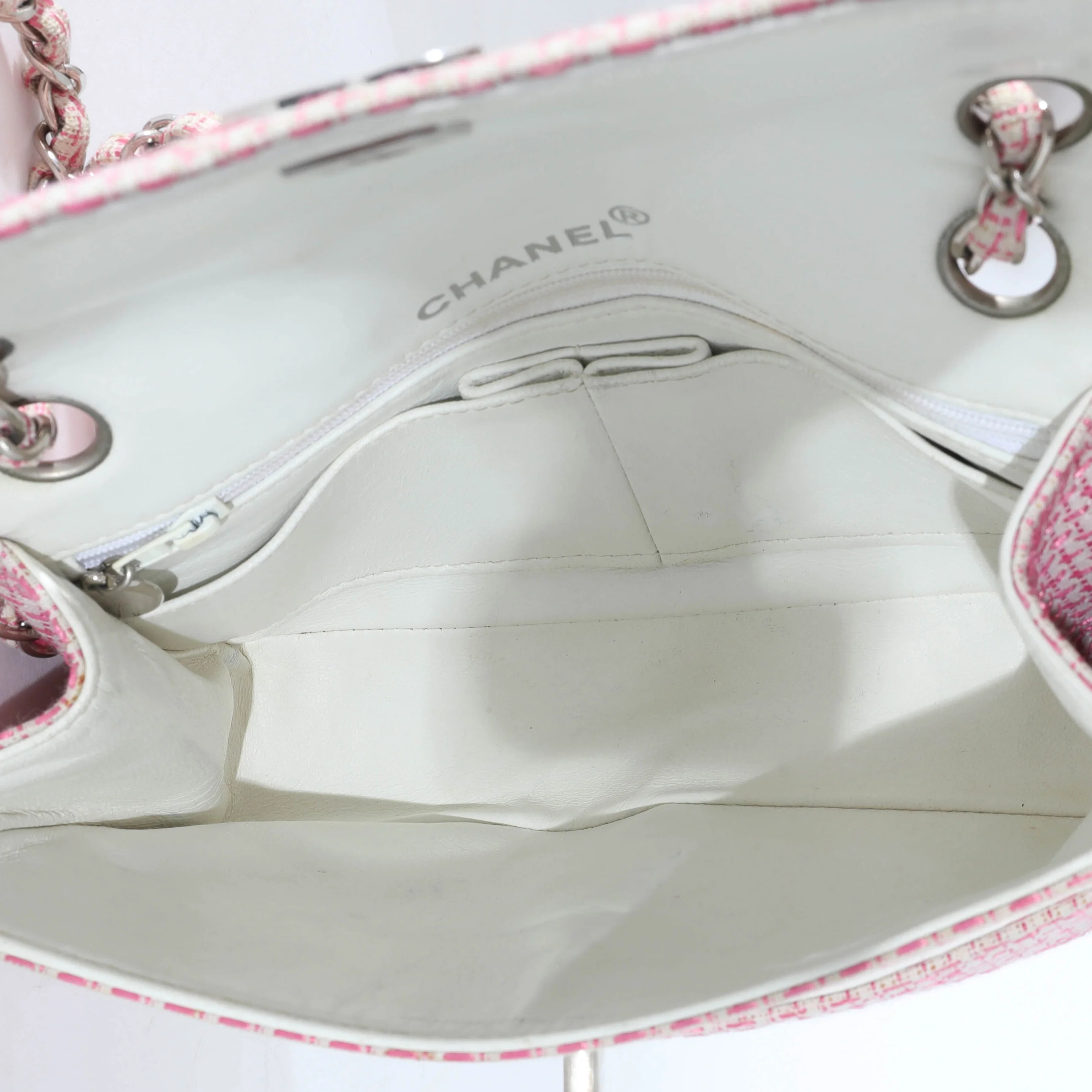 Woven Raffia Pink White Small CC Shoulder Flap Bag - Image 7
