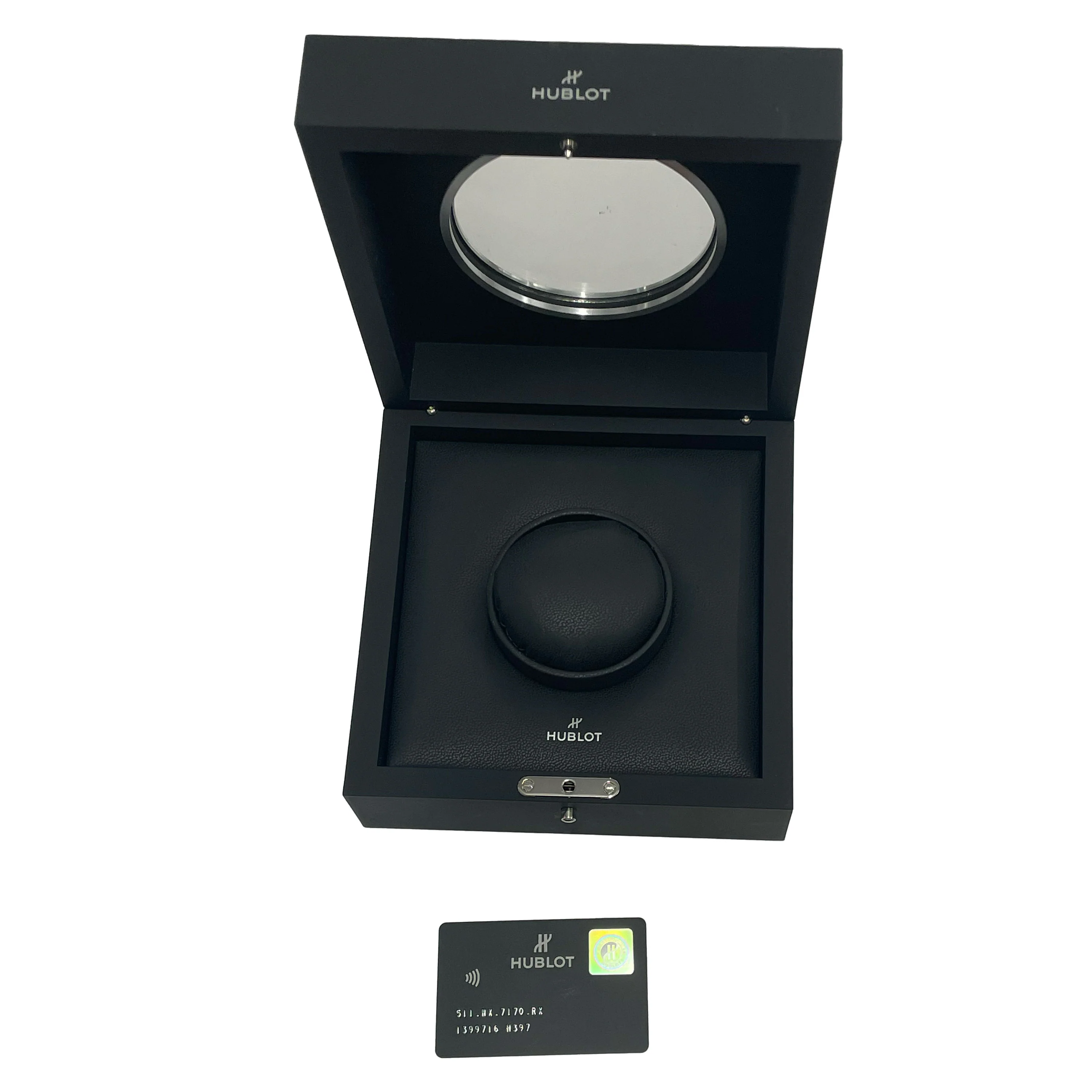 Hublot Classic Fusion 511.NX.7170.RX Mens Watch in Titanium - Image 5
