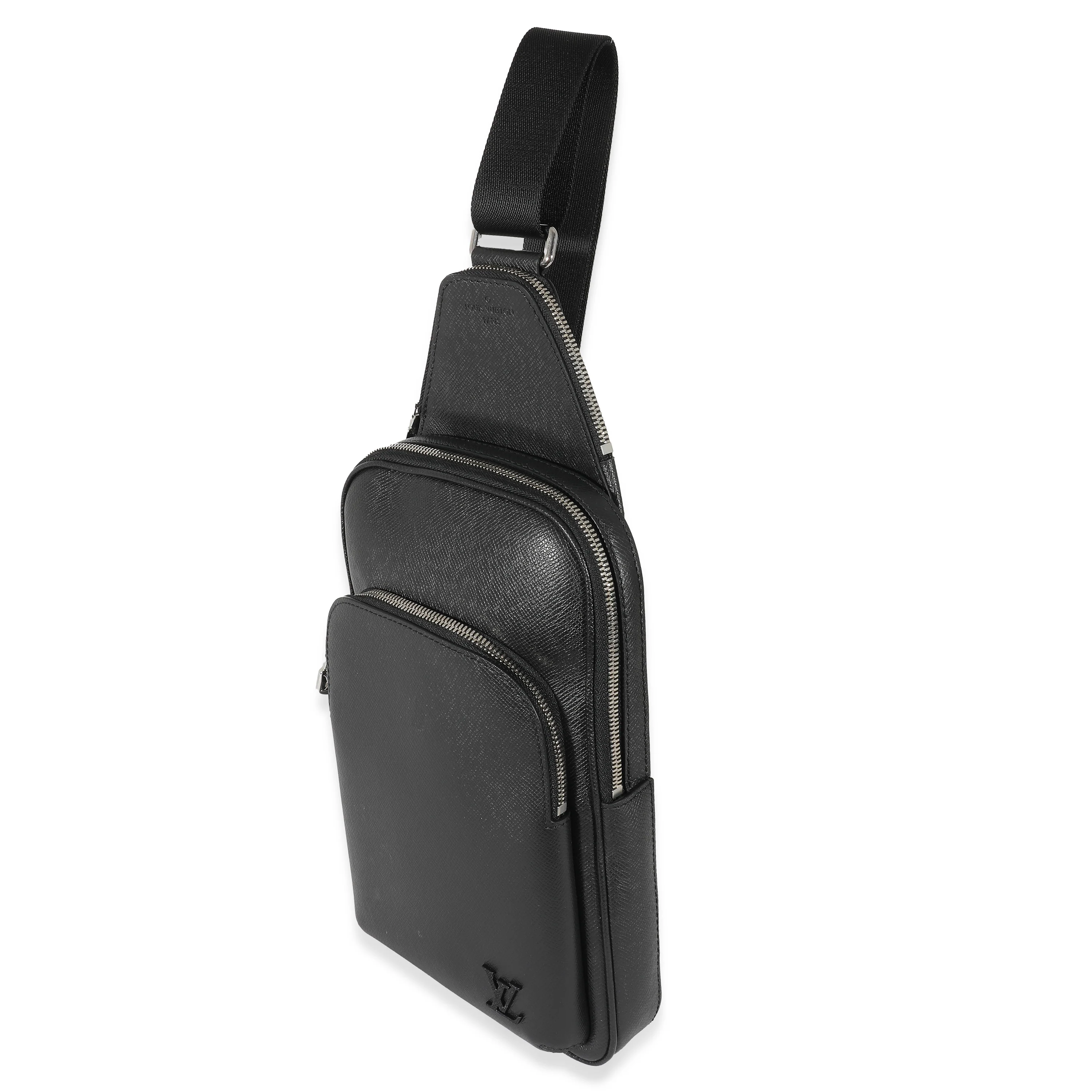 Louis Vuitton Black Taiga Avenue Sling Bag - Image 2