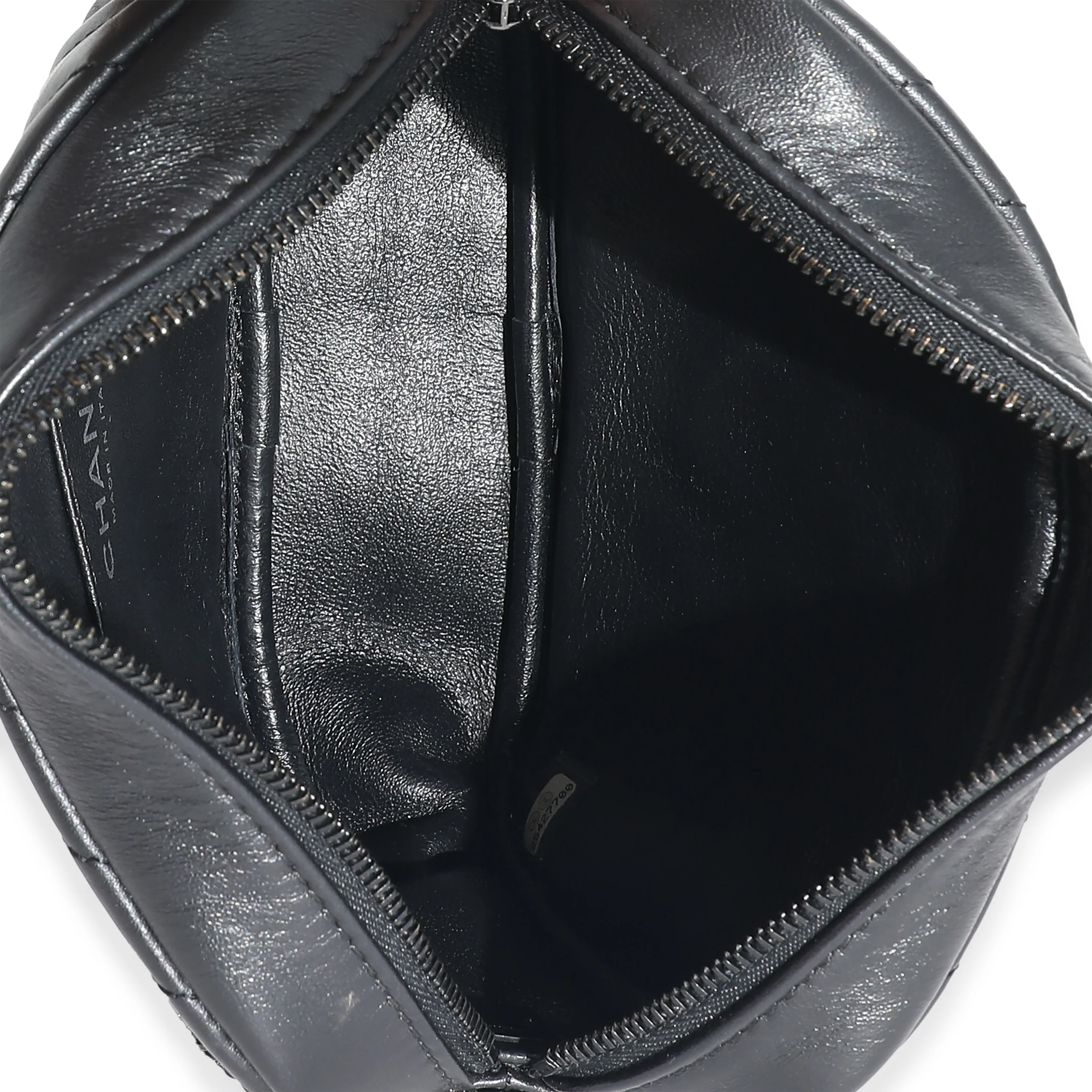 Chanel So Black Chevron Quilted Leather Reissue Mini Camera Bag - Image 8