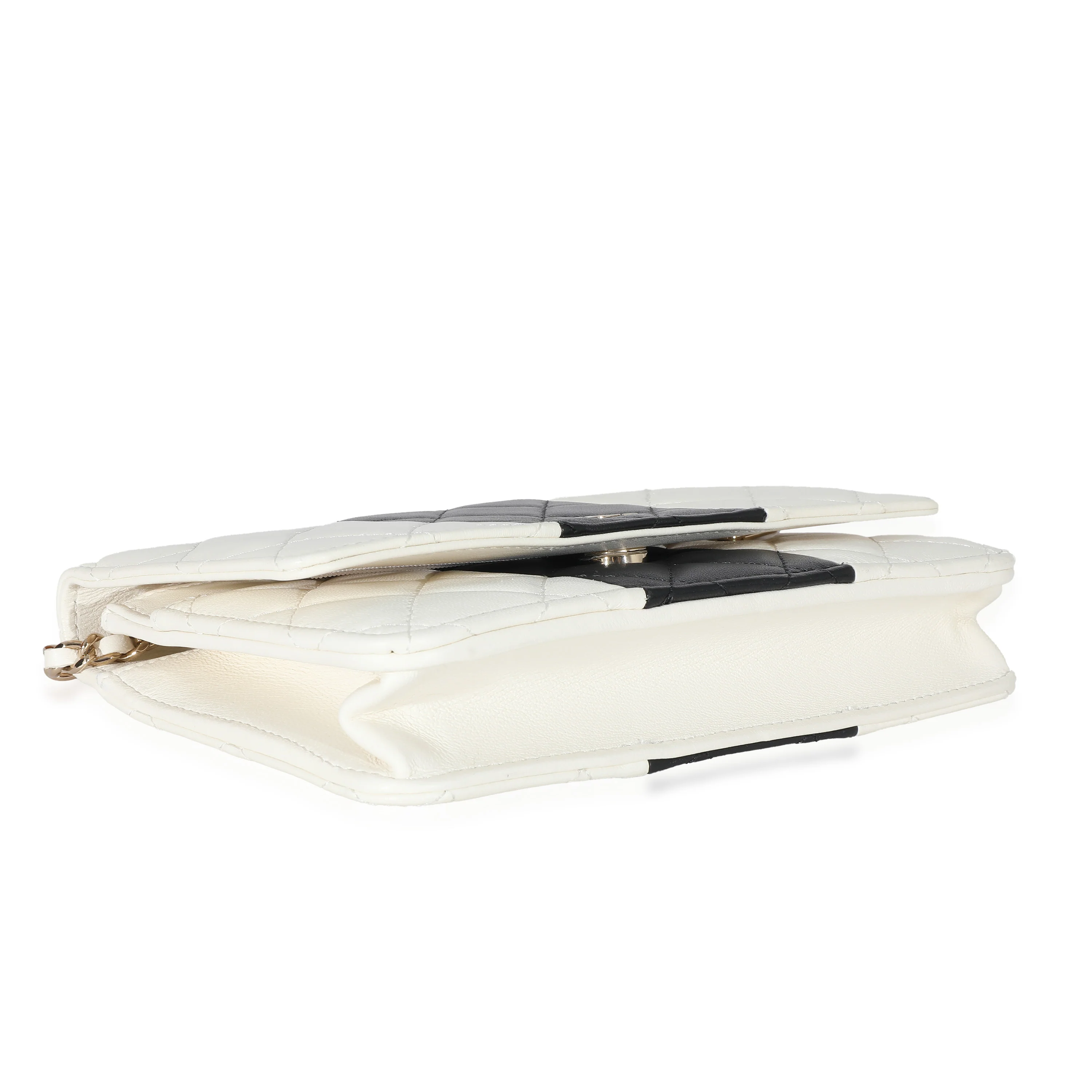 Chanel 22C Bi-Color Lambskin Wallet On Chain - Image 6