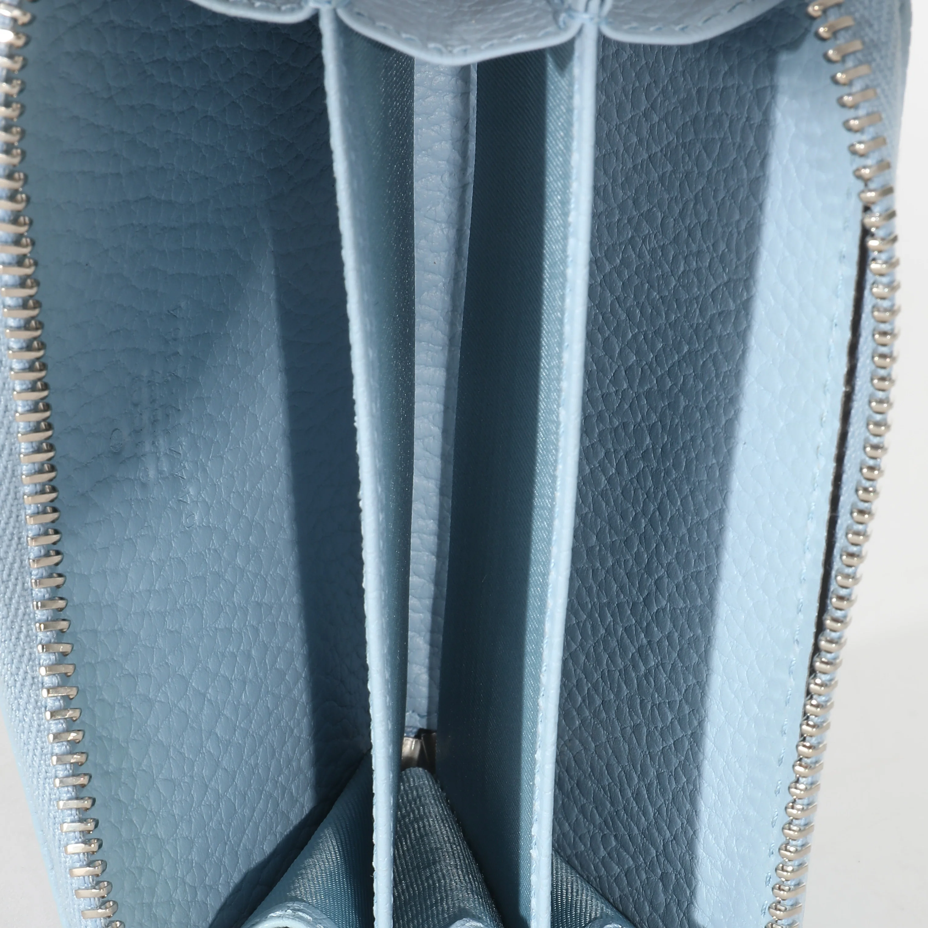 Gucci Blue Calfskin Monochrome Dollar GG Marmont Zip Around Card Holder - Image 7