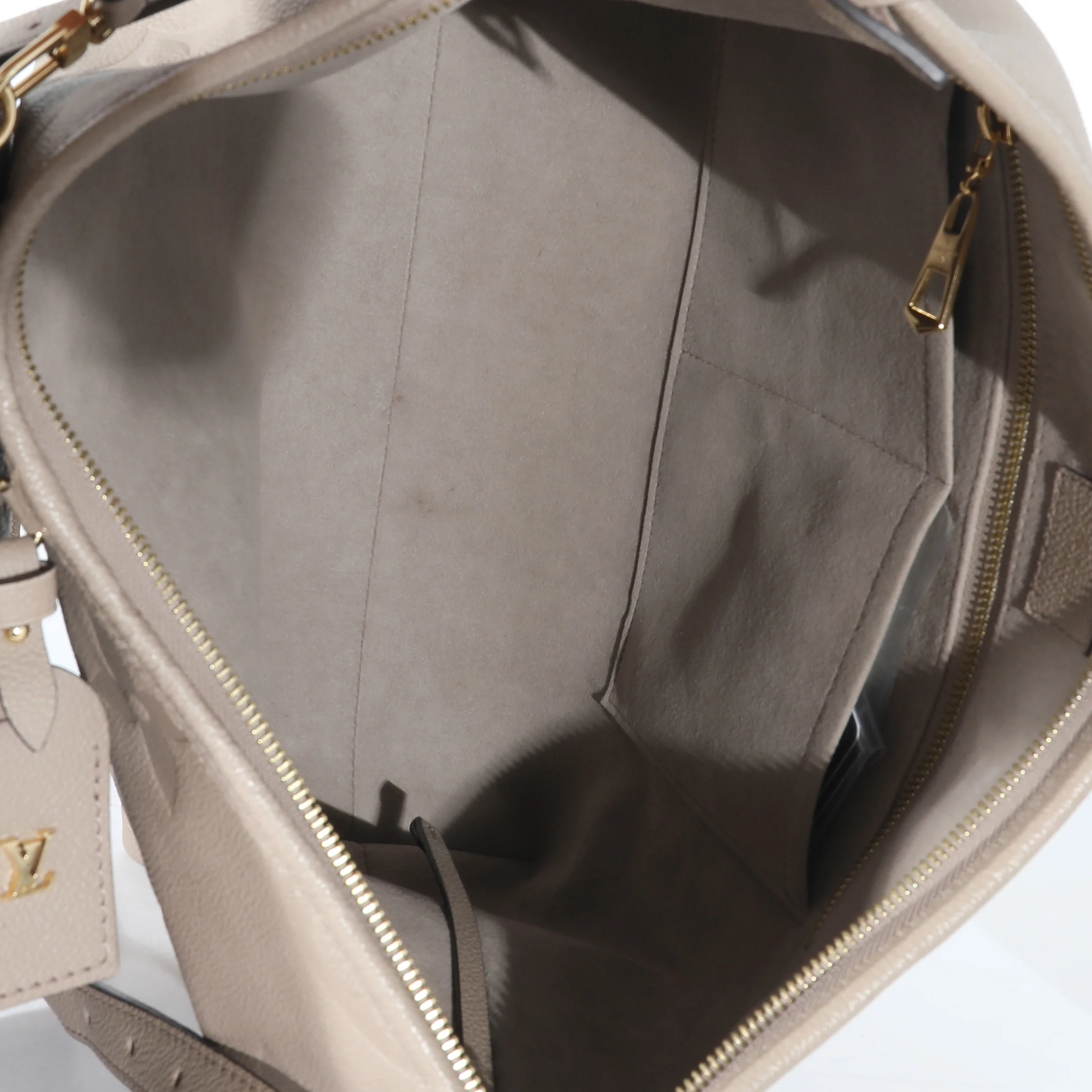Louis Vuitton Turtledove Monogram Empreinte CarryAll MM - Image 8