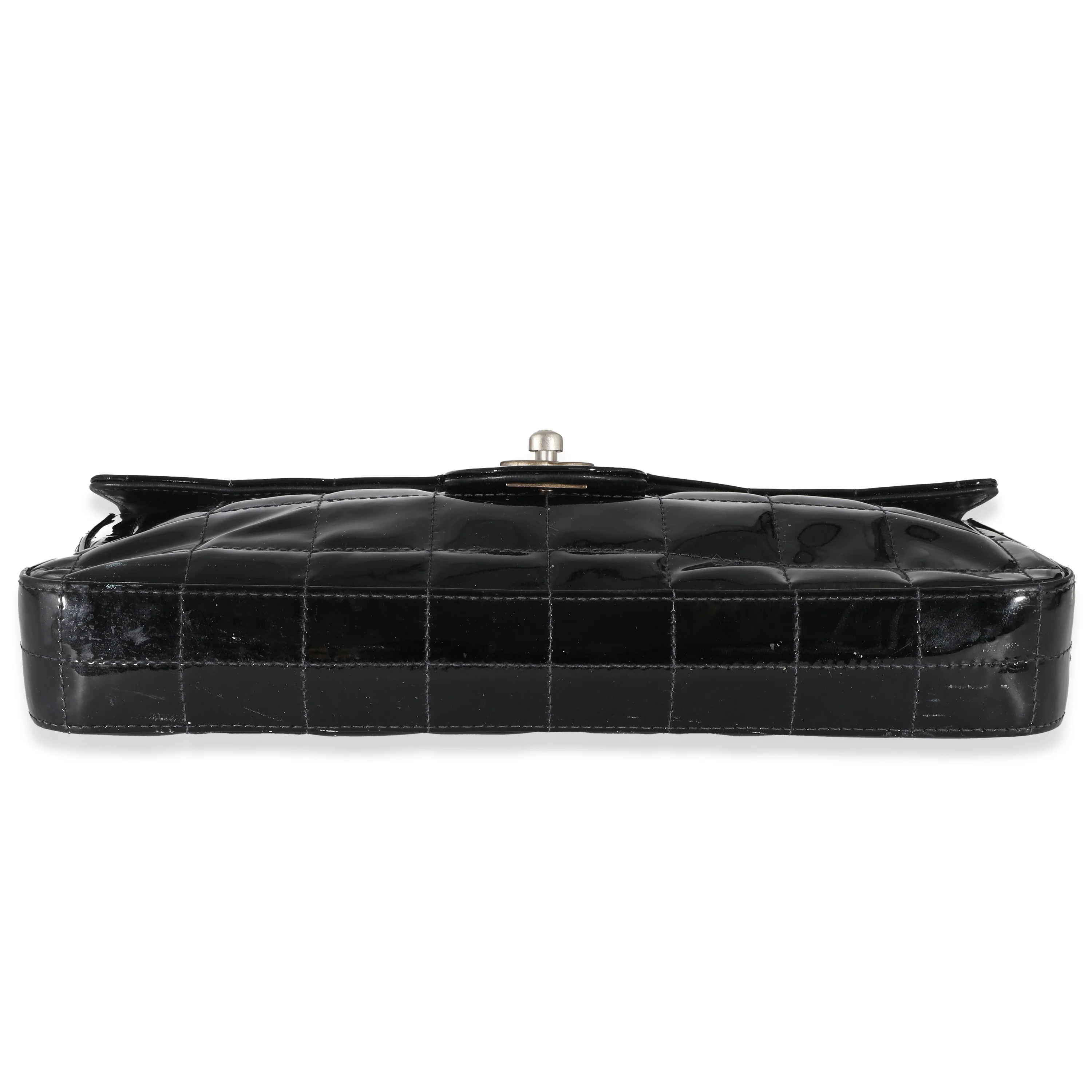 Chanel Black Patent East West Chocolate Bar Flap Bag - Image 5