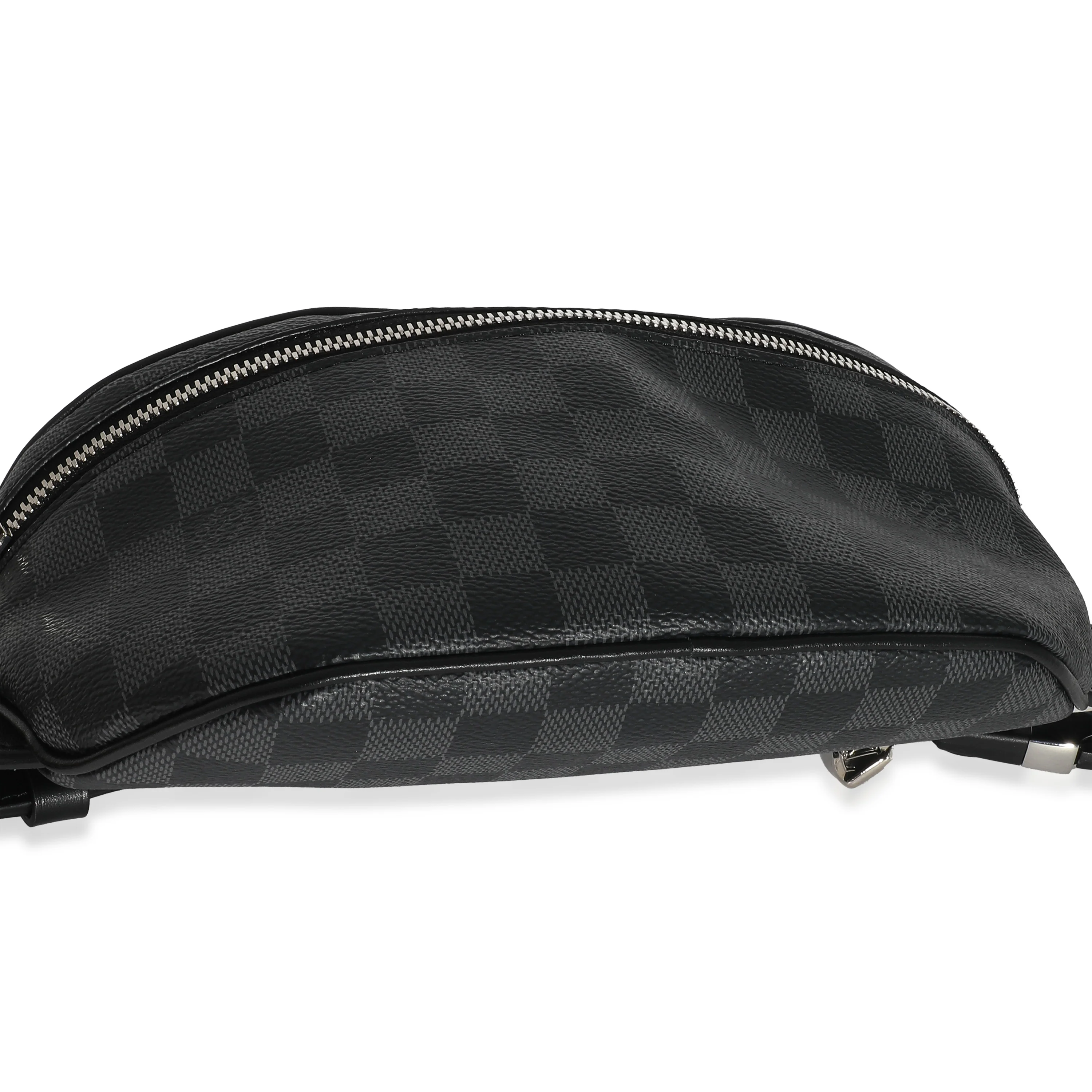 Louis Vuitton Damier Graphite Canvas Campus Bumbag - Image 4