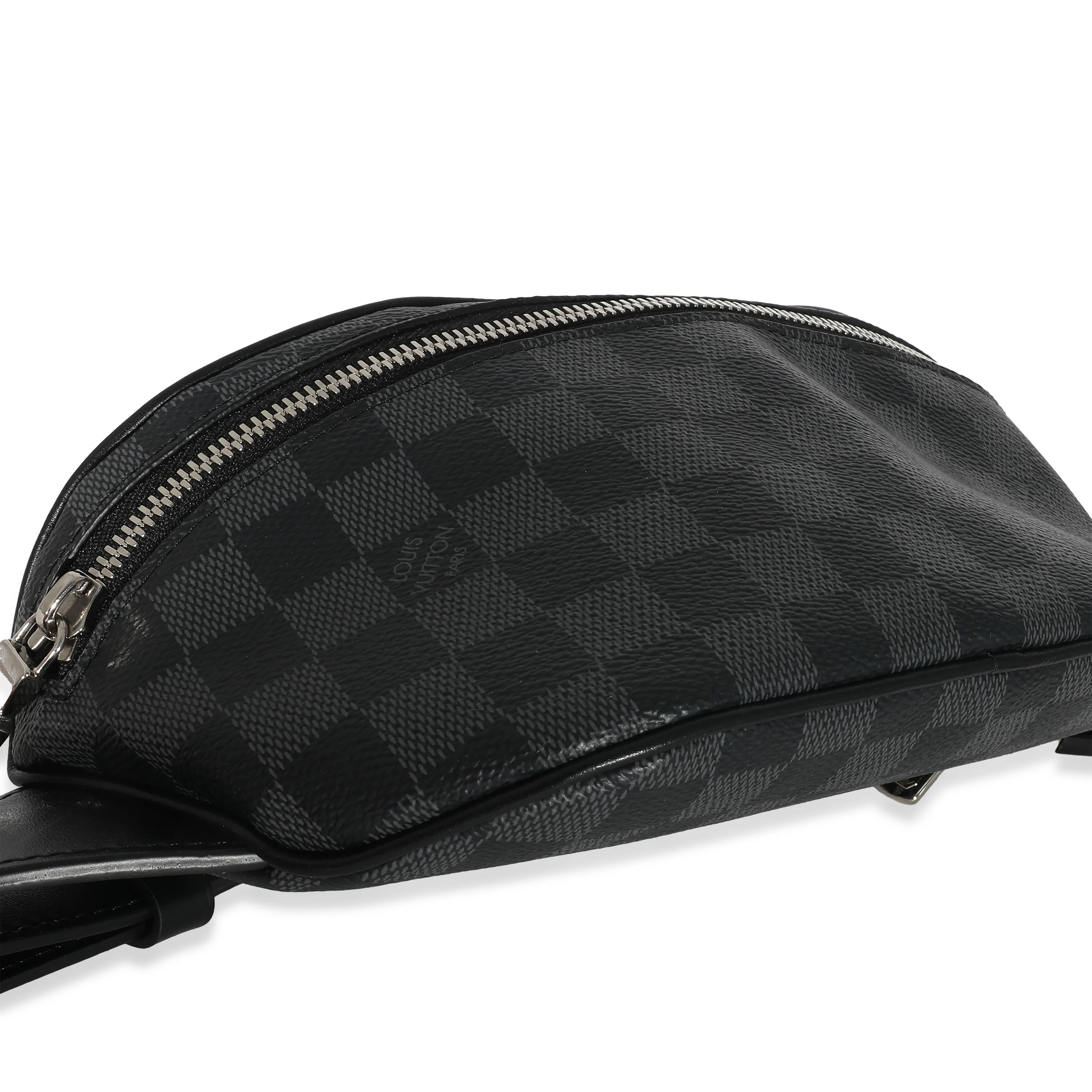 Louis Vuitton Damier Graphite Canvas Campus Bumbag - Image 6