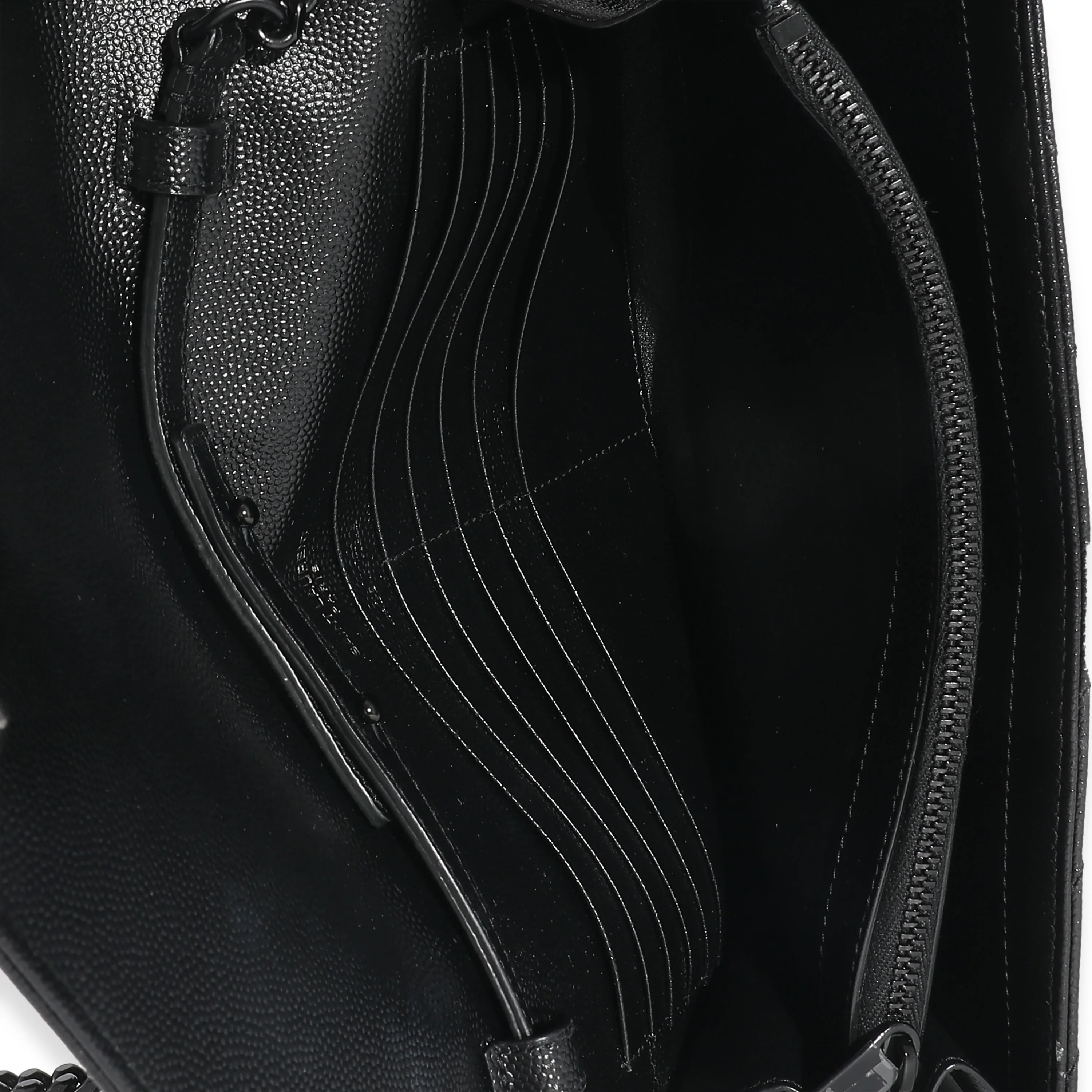 Saint Laurent Black Matelassé Grain De Poudre Cassandre Chain Wallet - Image 8