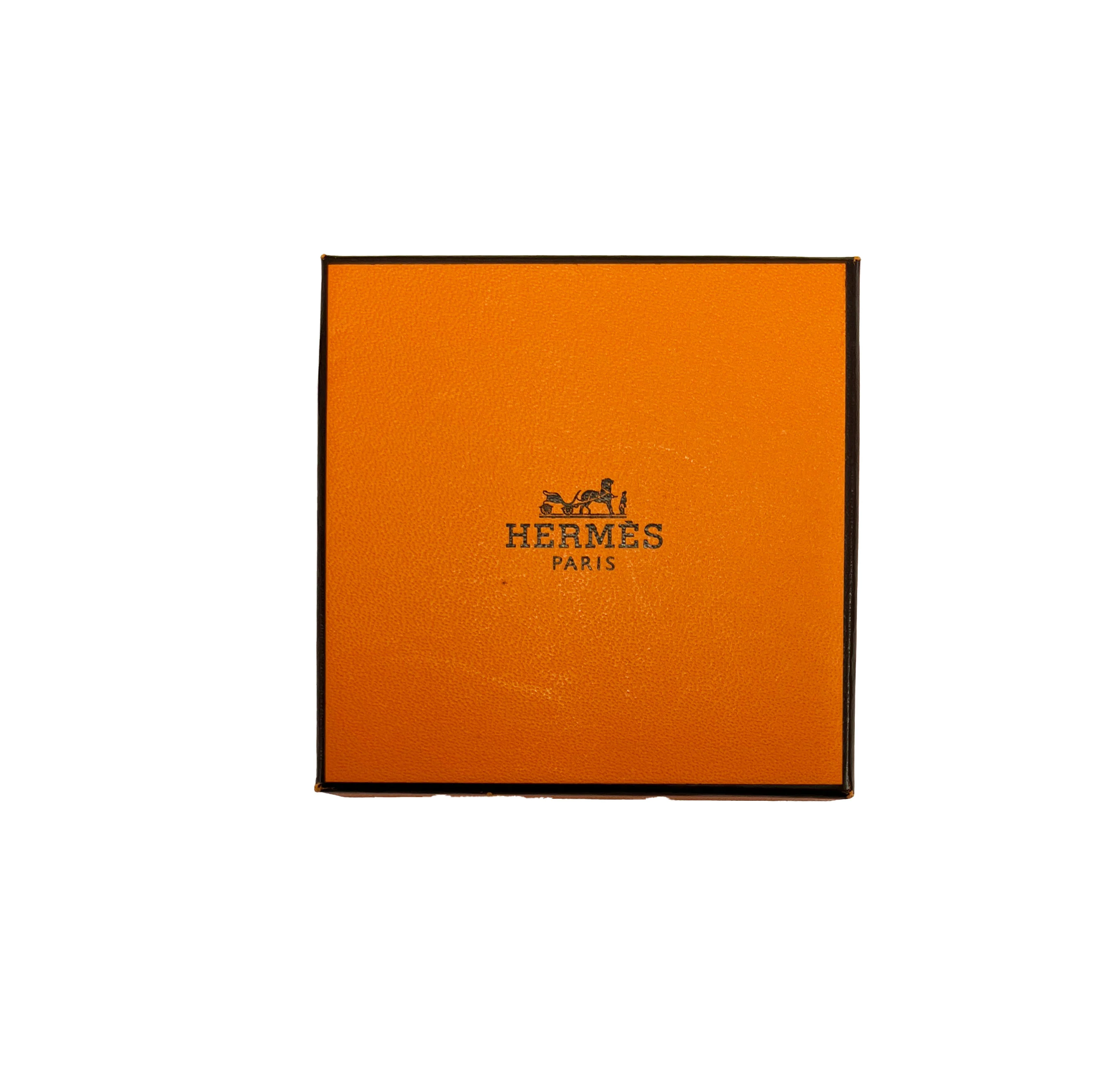Gold Plated Hermès XL Clic H Bracelet in Noir - Image 5