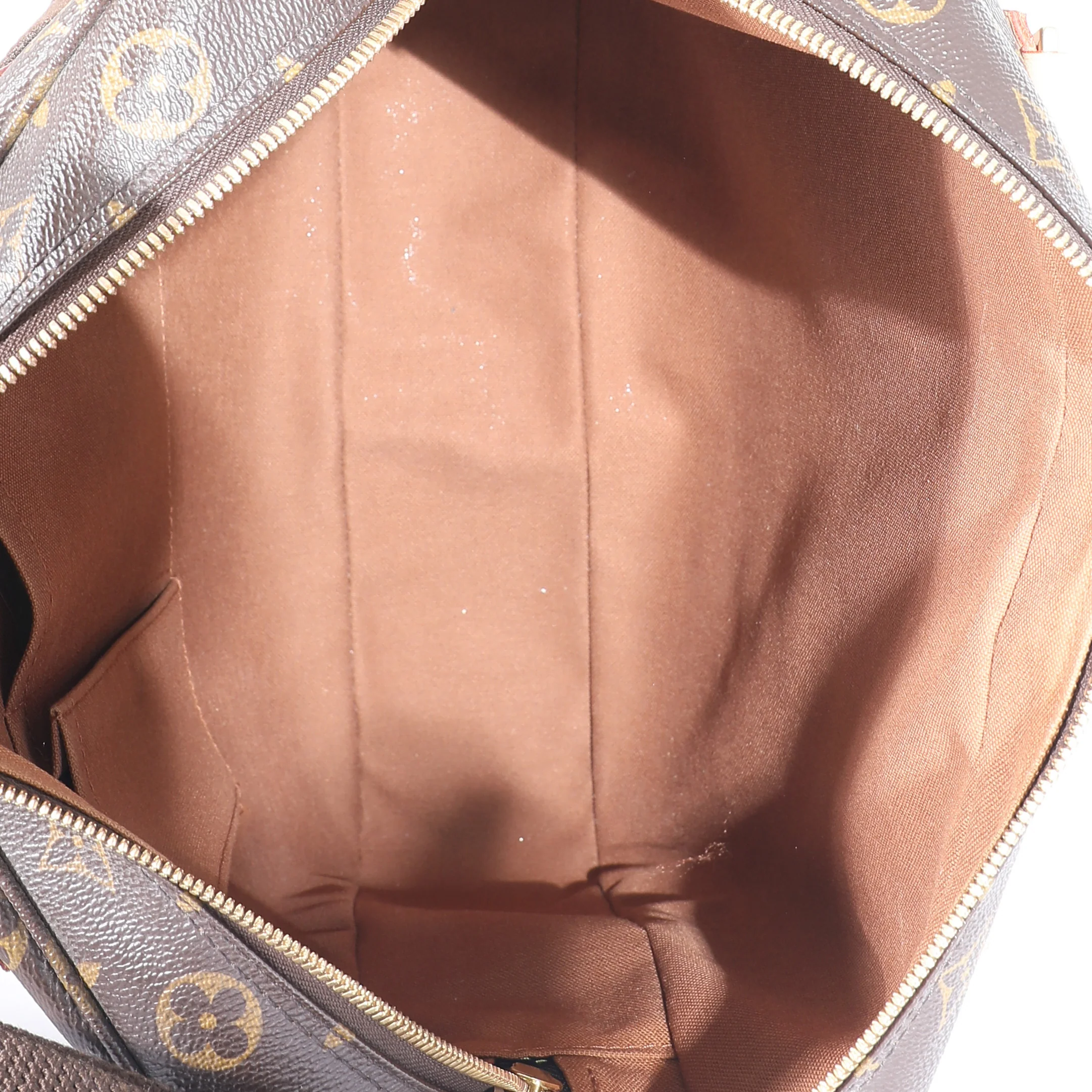 Louis Vuitton Monogram Canvas Sac Bosphore - Image 9