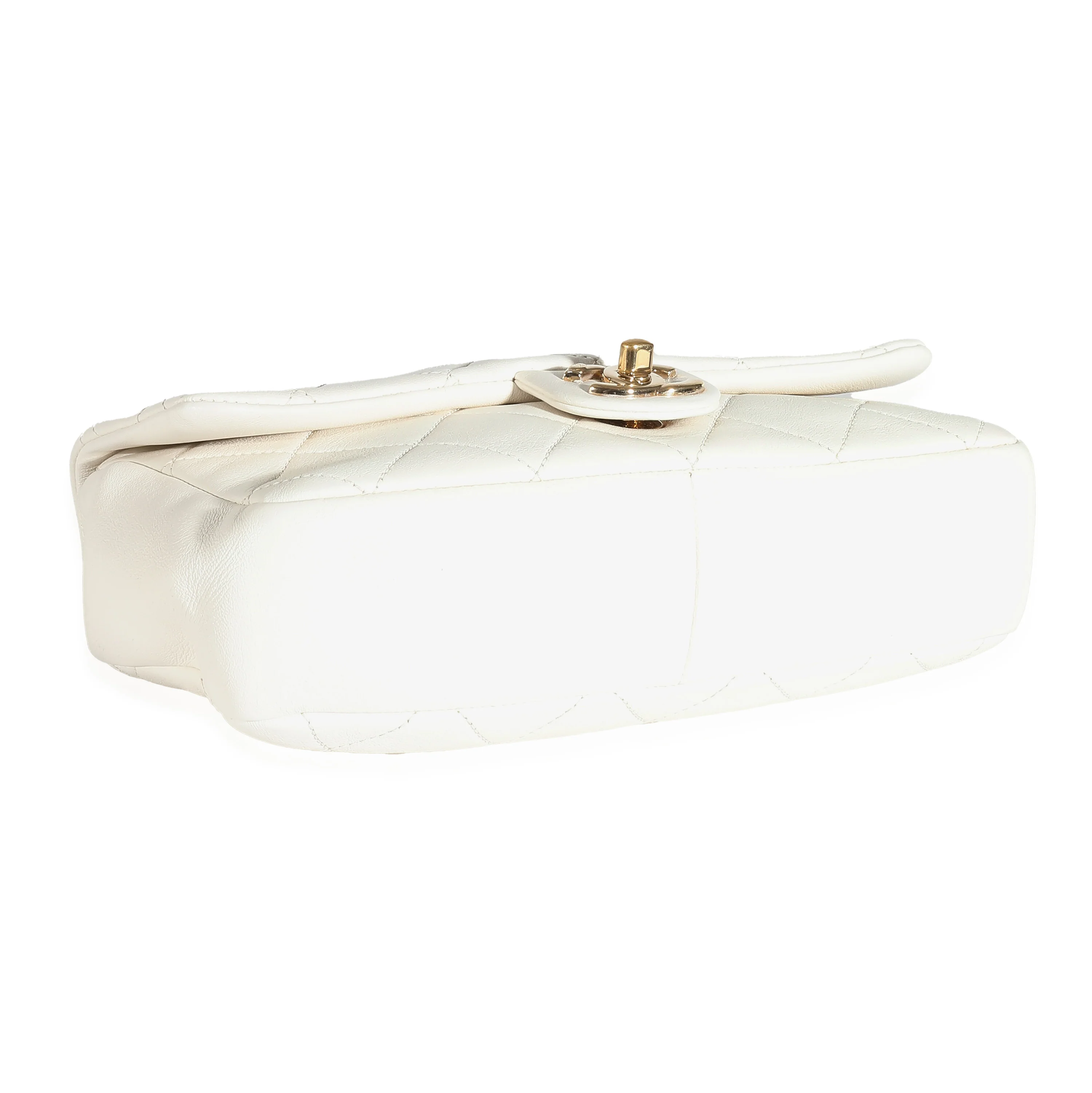 White Quilted Lambskin Elegant Chain Flap Bag - Image 2