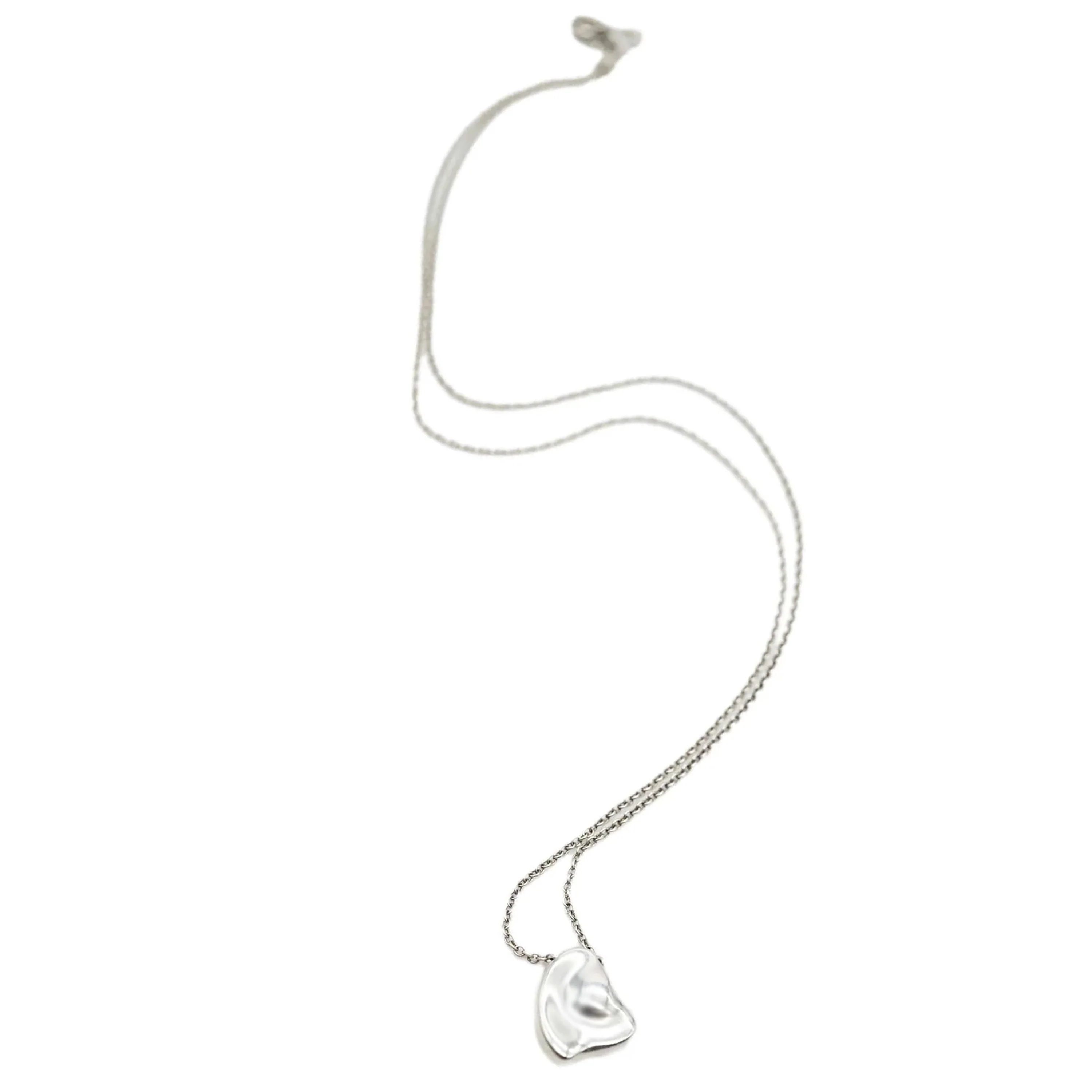Elsa Peretti Small Full Heart Pendant in Sterling Silver - Image 4