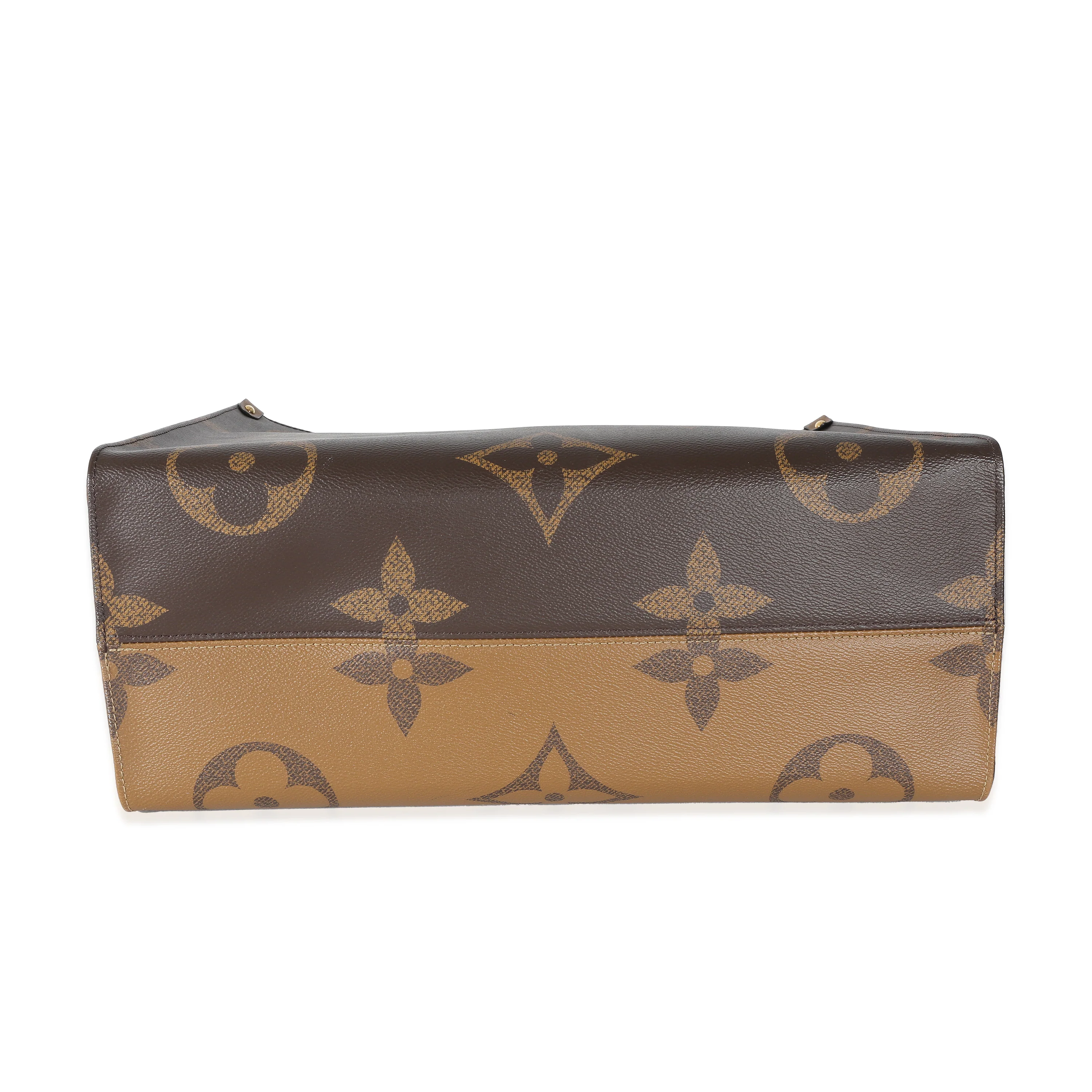 Reverse Monogram Canvas Onthego GM - Image 6