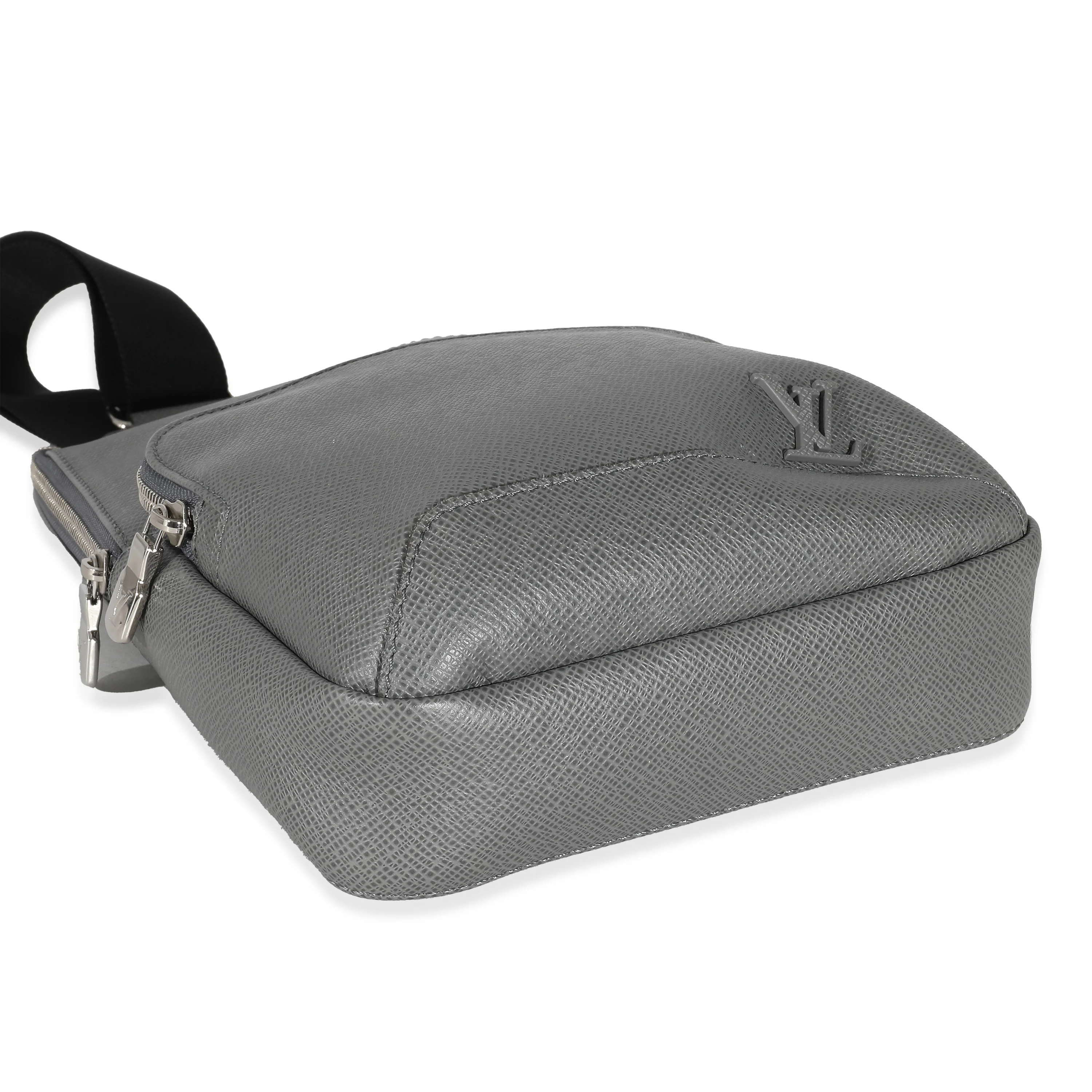 Grey Taiga Avenue Sling Bag - Image 6