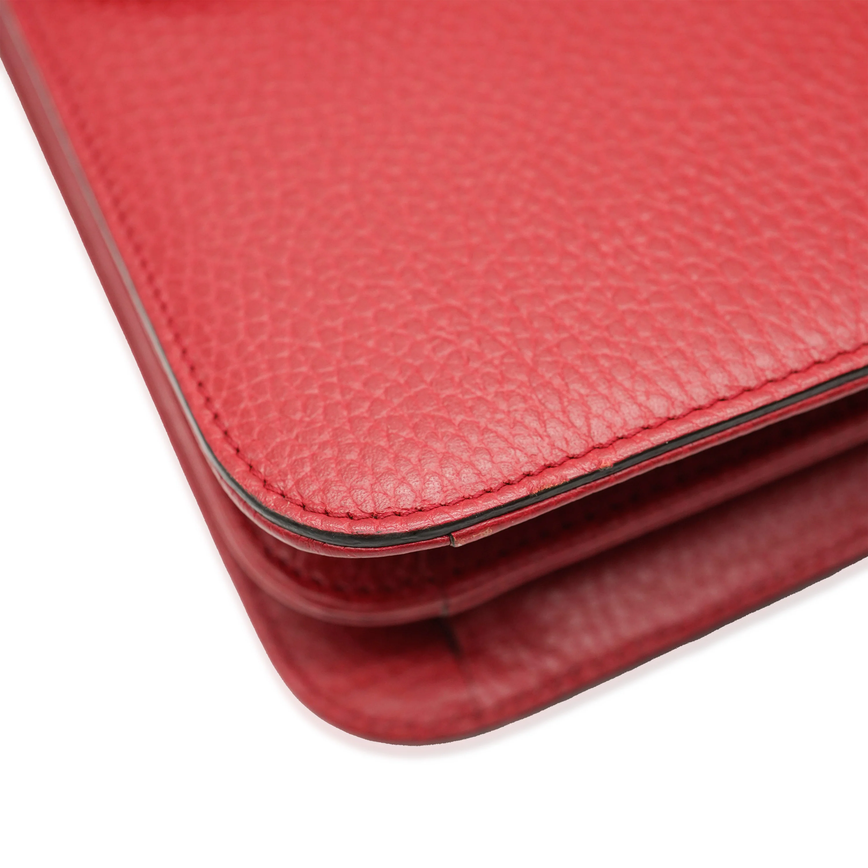 Red Dollar Calfskin Medium Interlocking G Chain Bag - Image 2