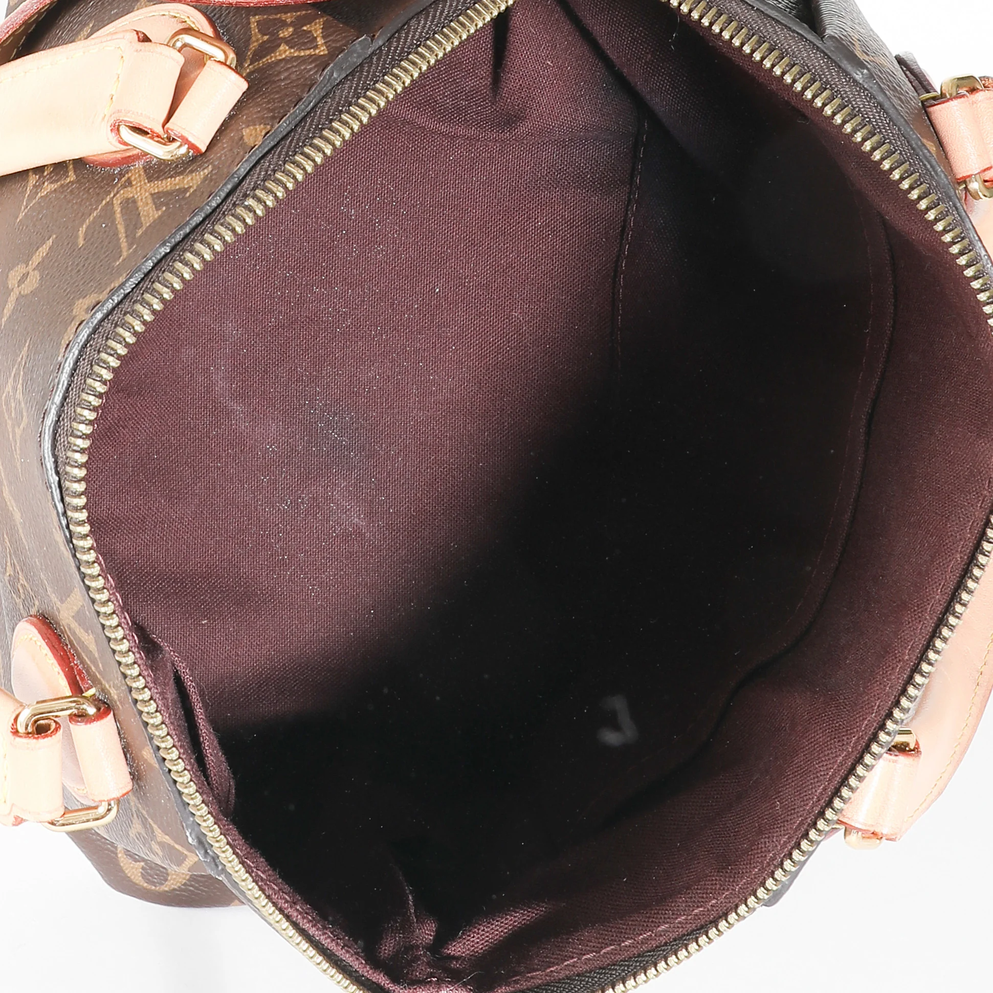 Monogram Canvas Rivoli PM - Image 8