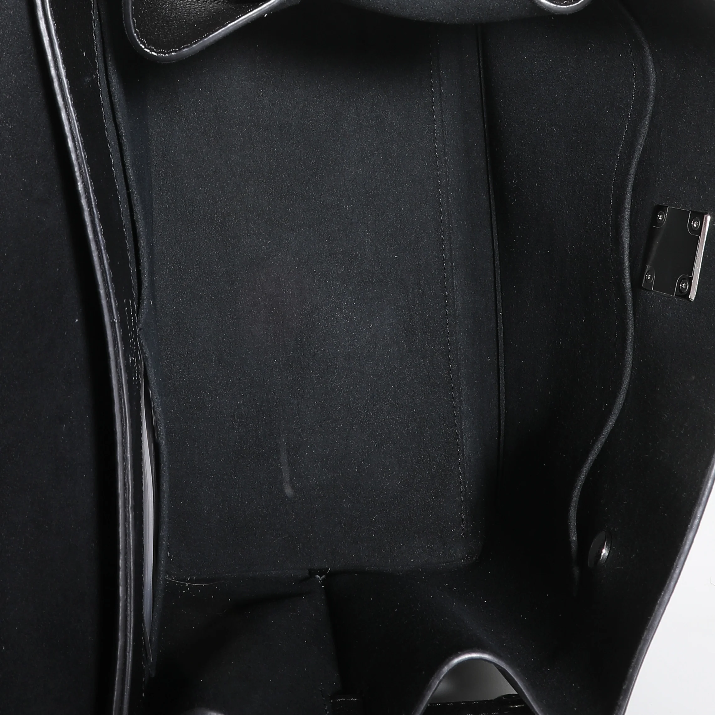 Black Calfskin Lockme Ever MM - Image 8